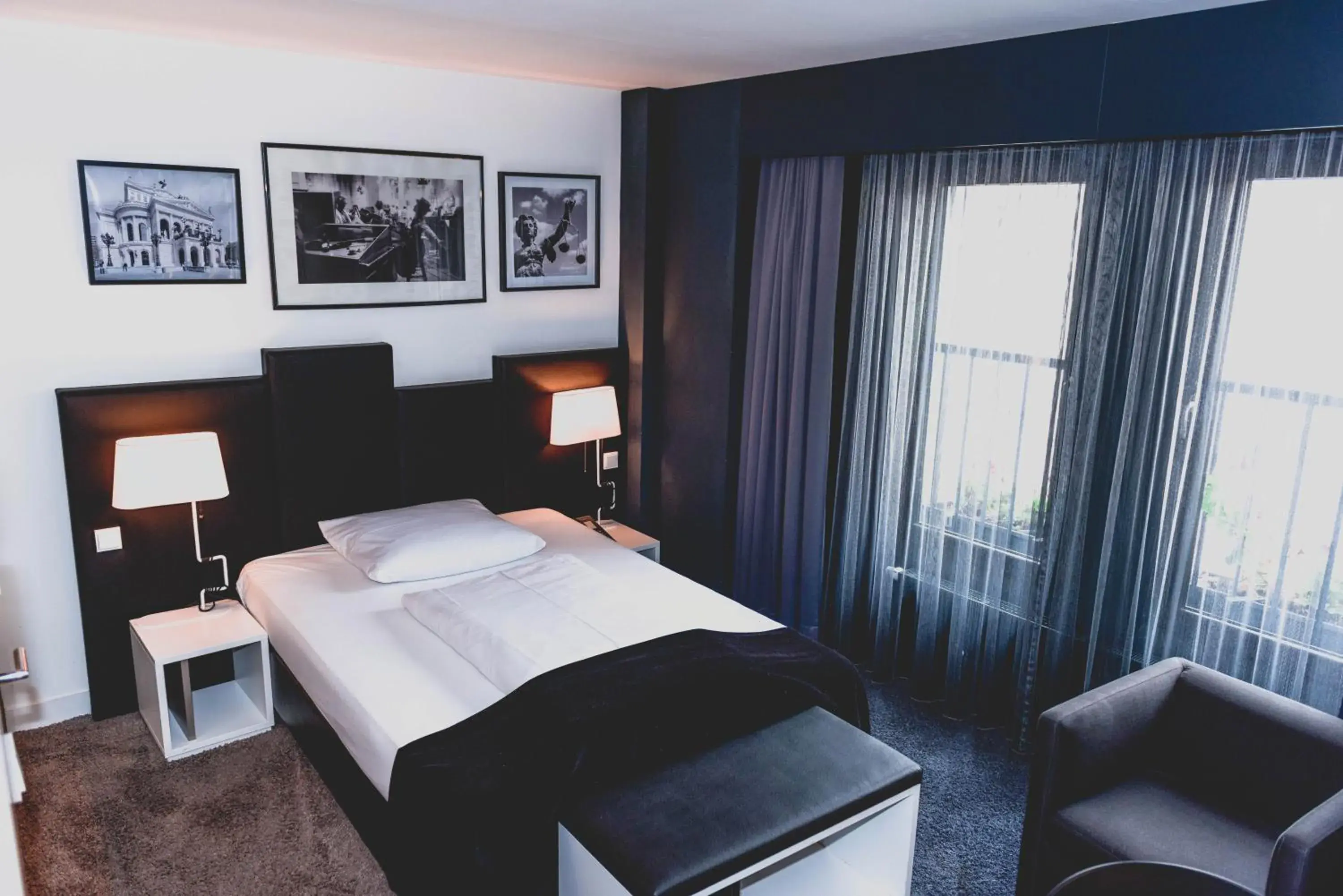 Bed in Hotel Bliss Bed in Hotel Bliss