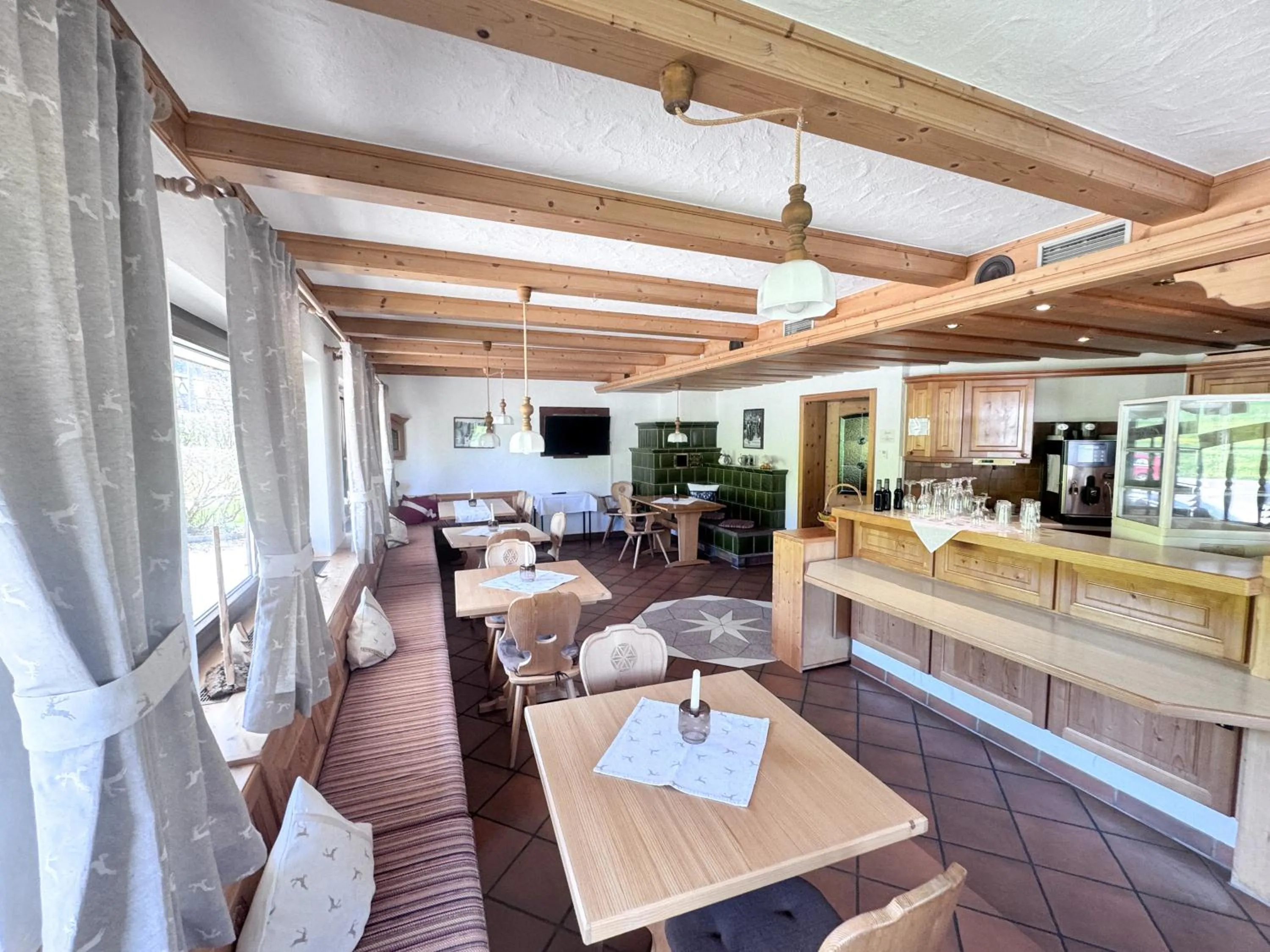 Communal lounge/ TV room in Landgasthof Jostalstüble