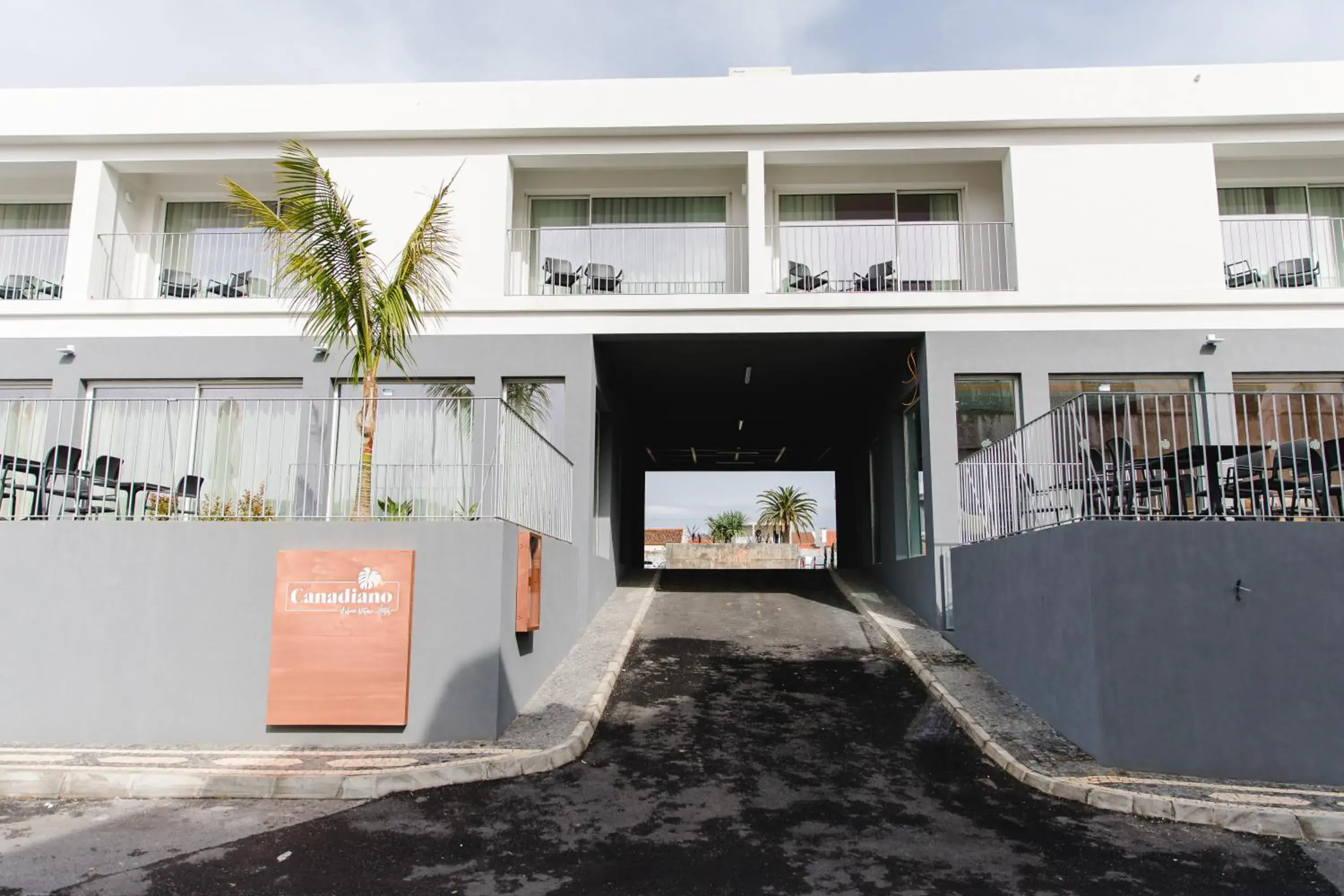 Facade/entrance in Canadiano Urban Nature Hotel Facade/entrance in Canadiano Urban Nature Hotel