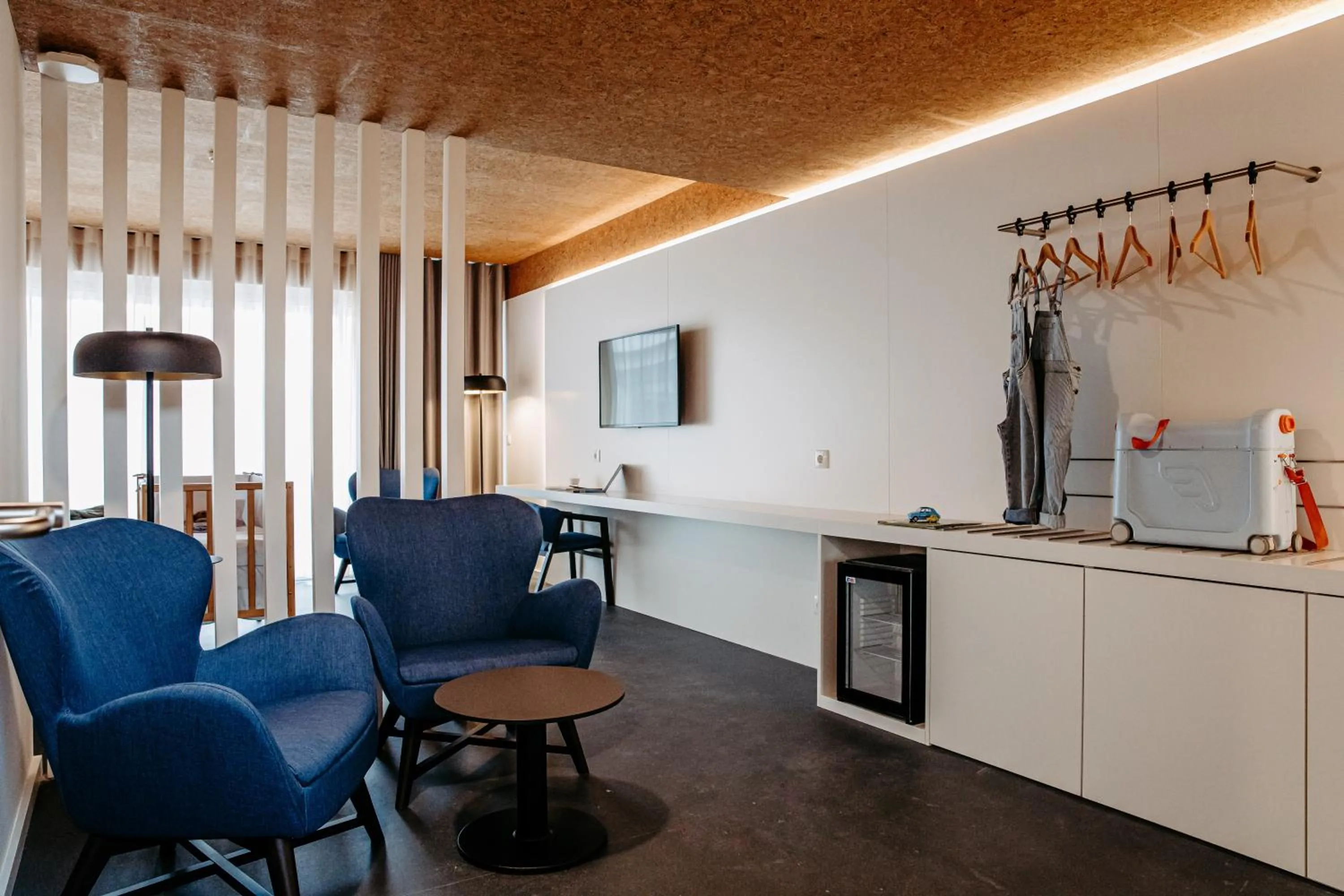 children in Canadiano Urban Nature Hotel