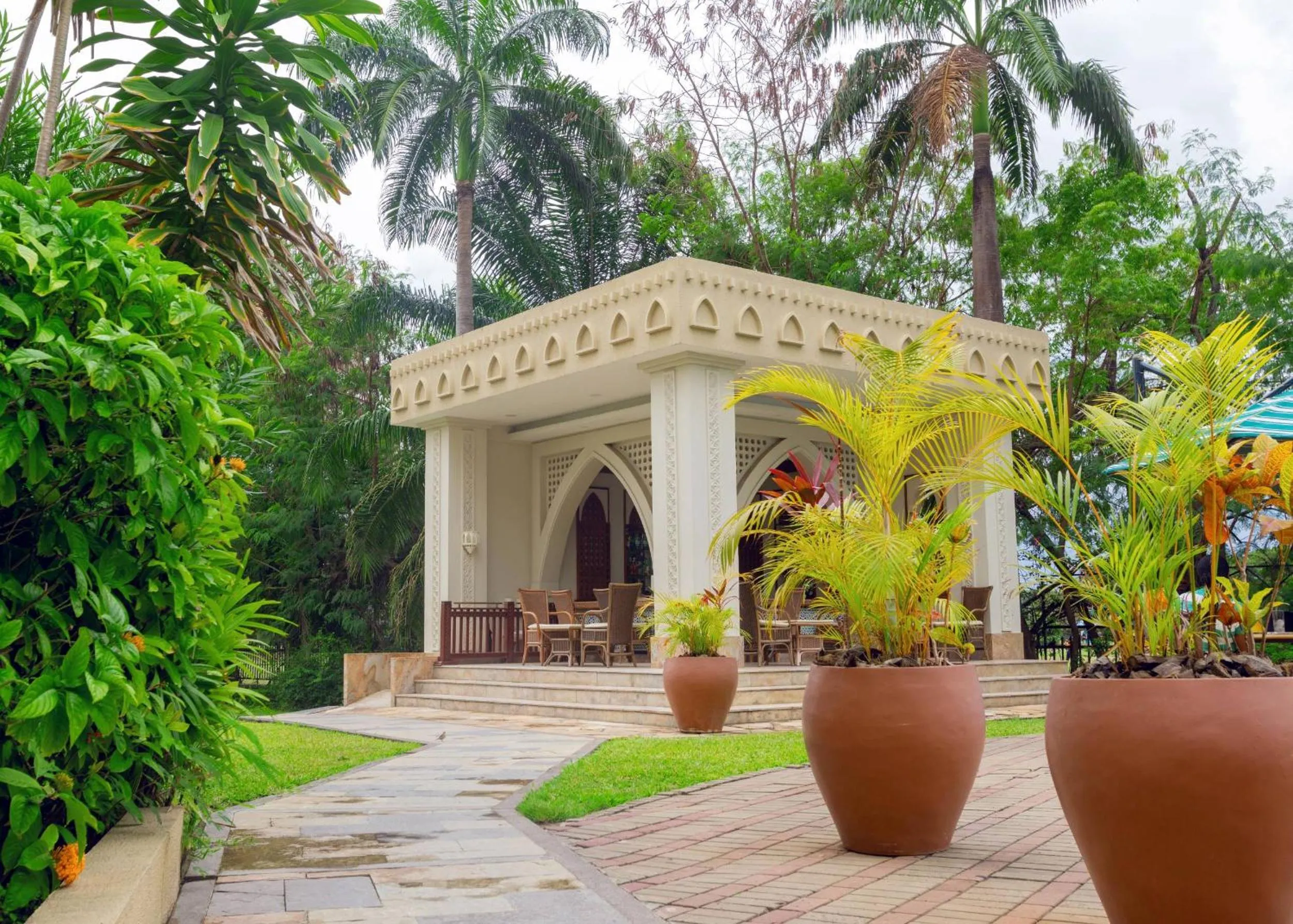 Lounge or bar in Dar es Salaam Serena Hotel