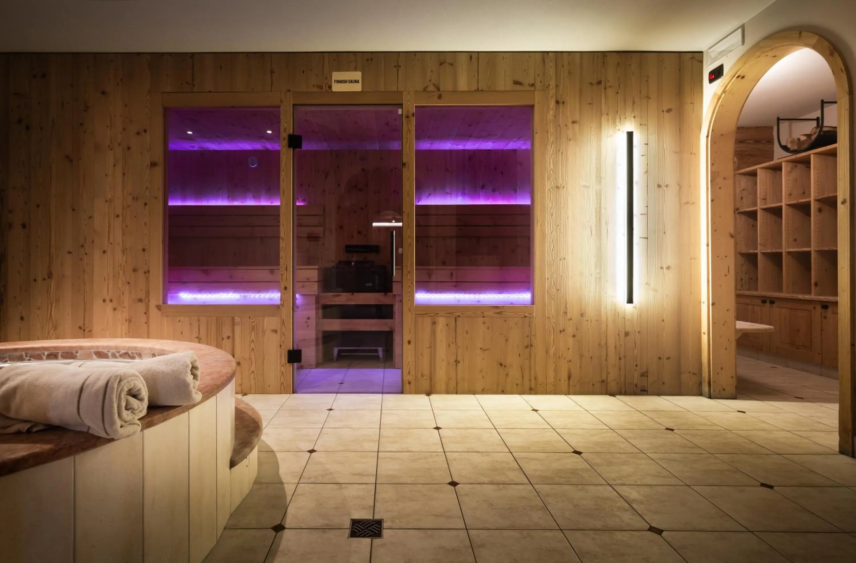 Sauna, Bed in Hotel Fanes