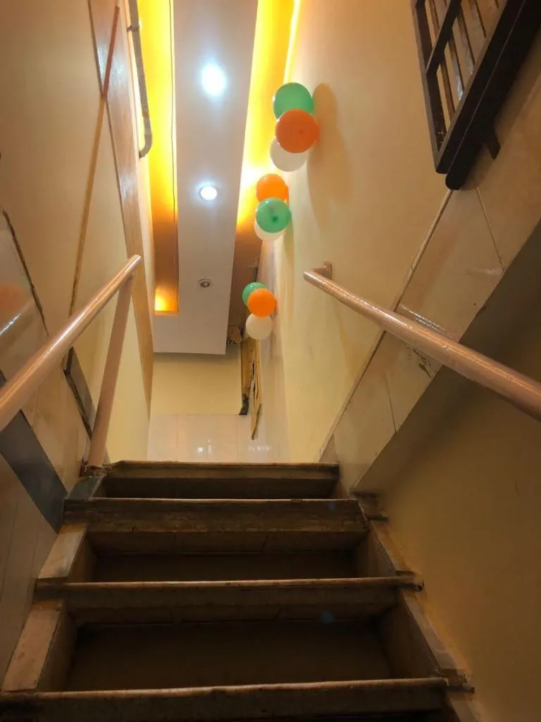 Bandra Dormitory Only for indian male