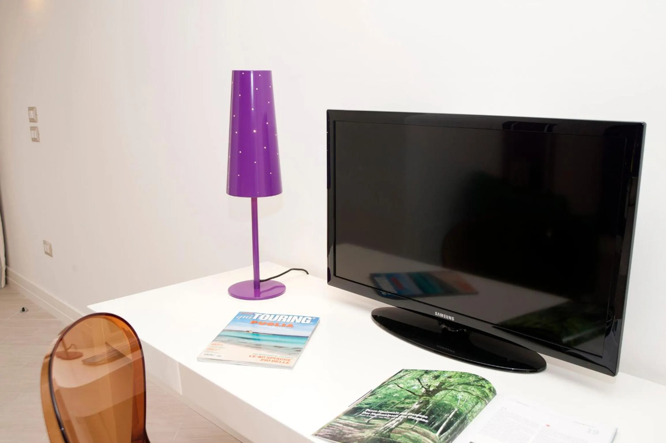 TV and multimedia in Hotel Residence Il Porto