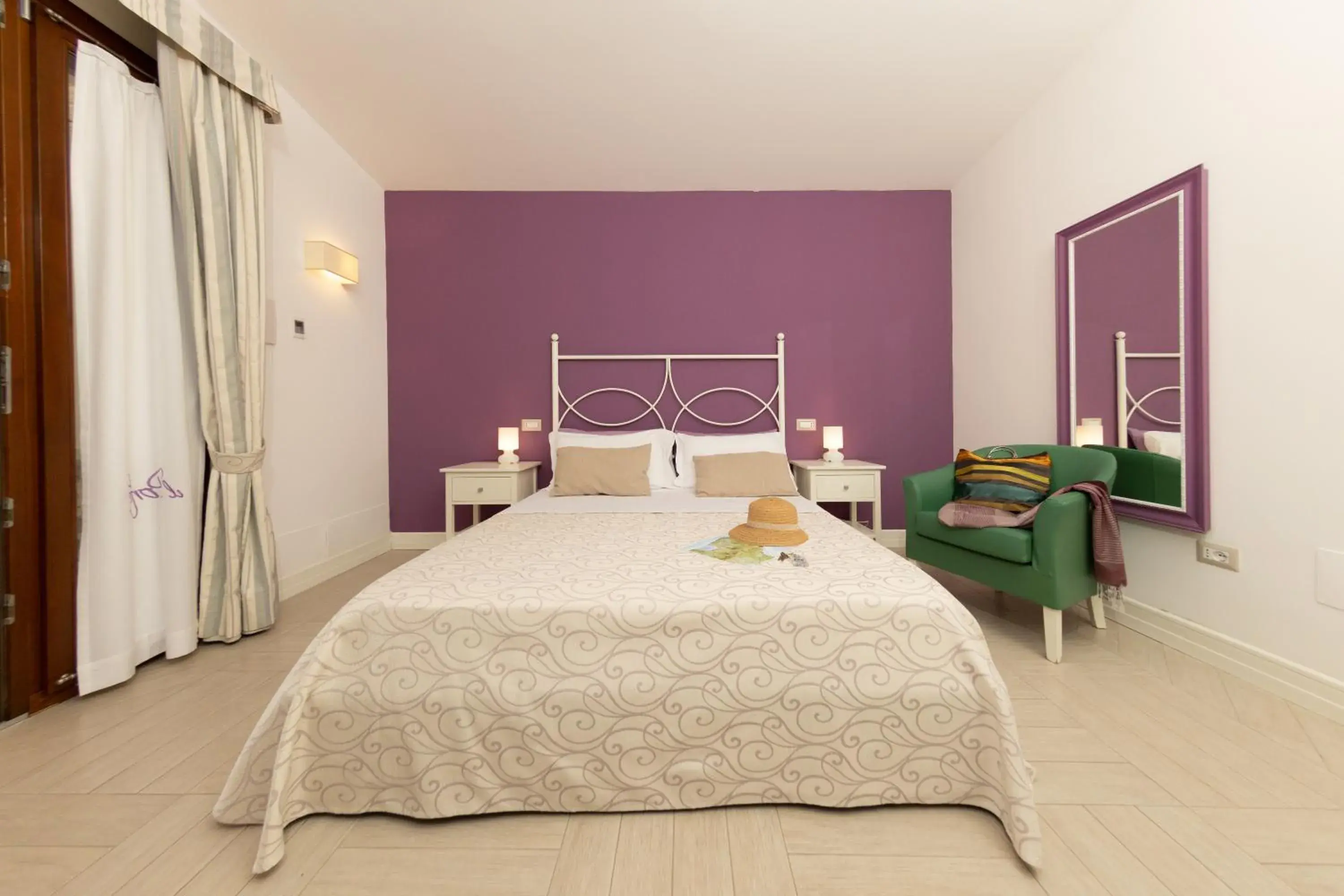 Bedroom, Bed in Hotel Residence Il Porto Bedroom, Bed in Hotel Residence Il Porto