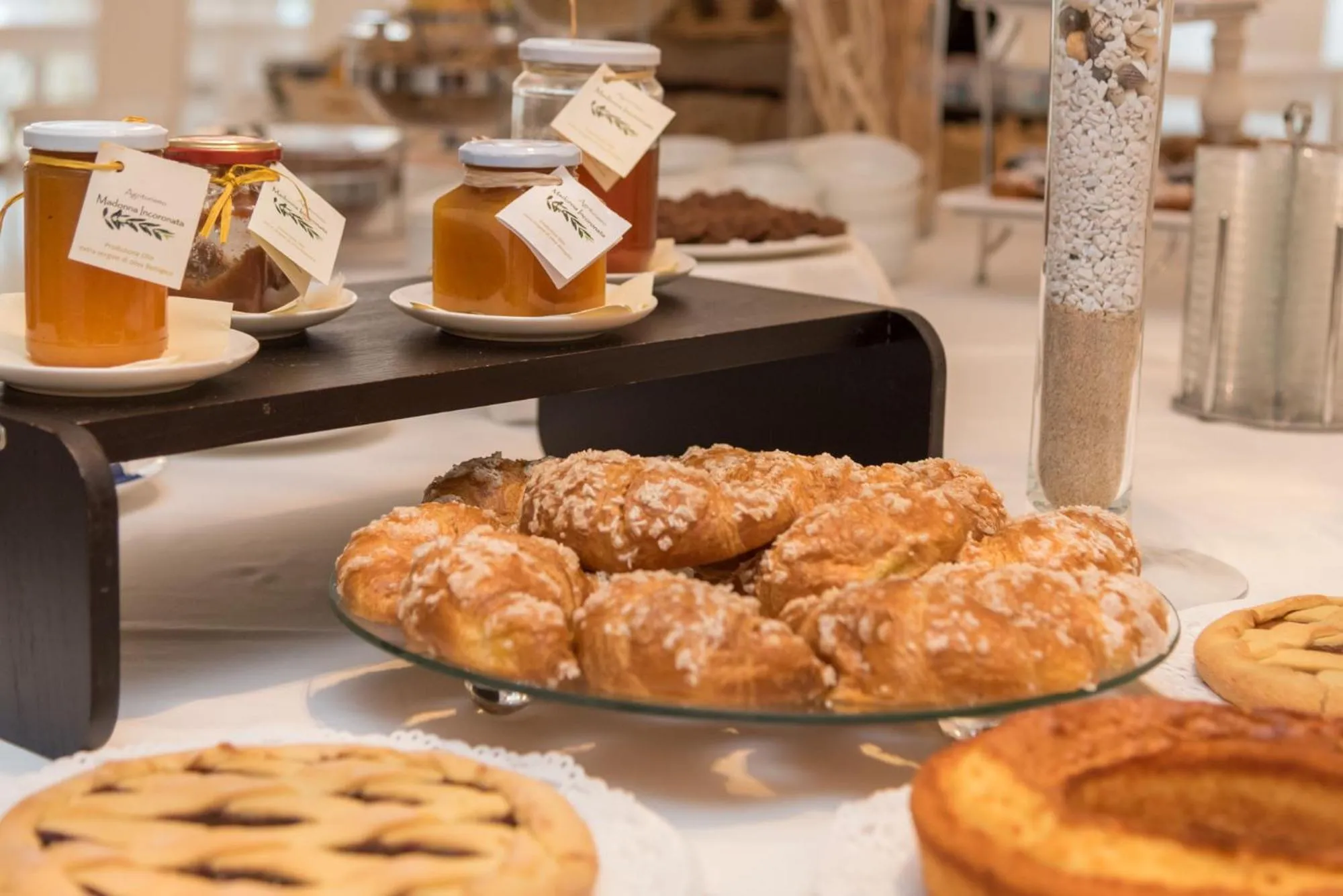 Breakfast in Hotel Residence Il Porto