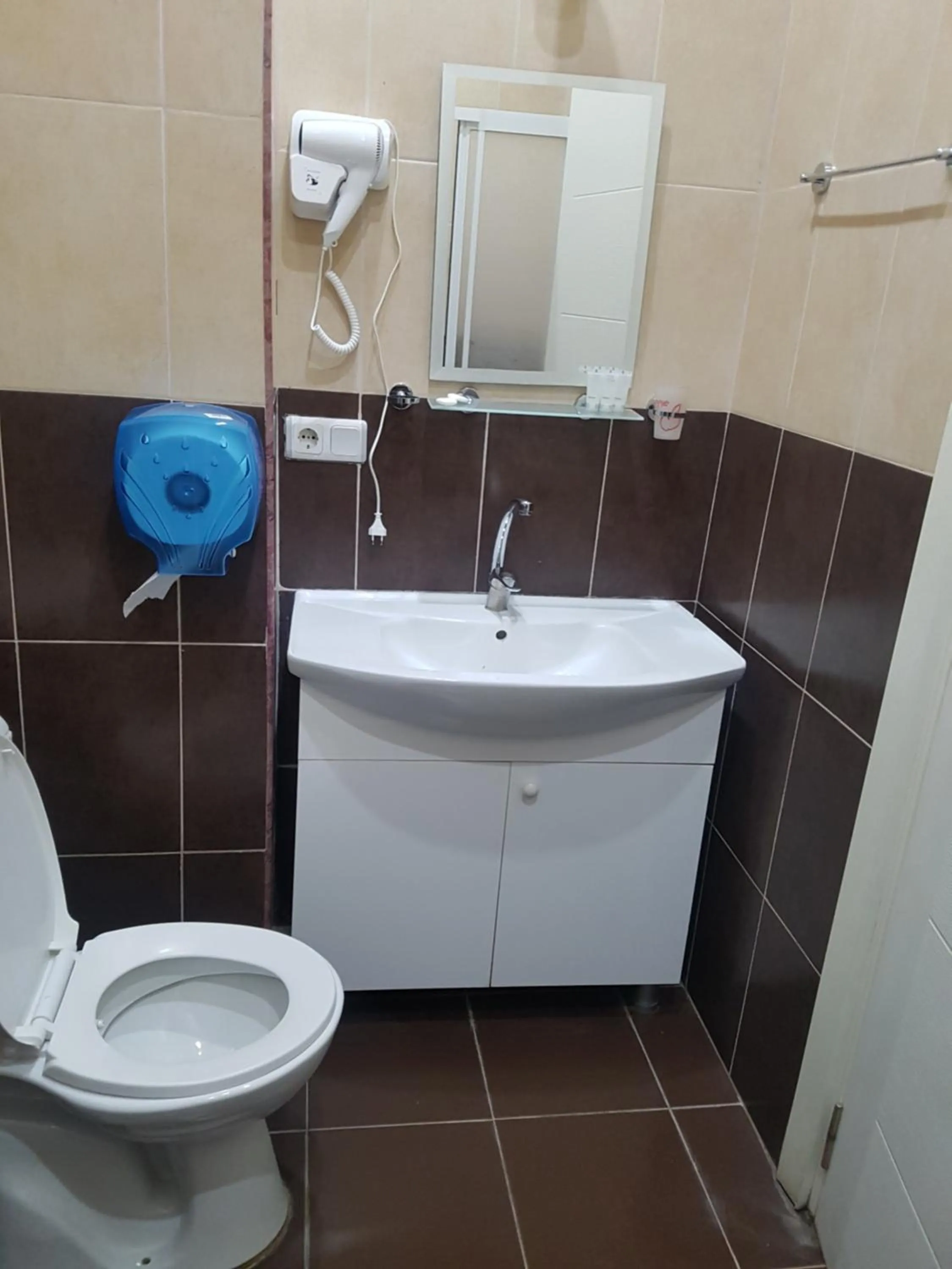 Toilet in MARJANI apartments