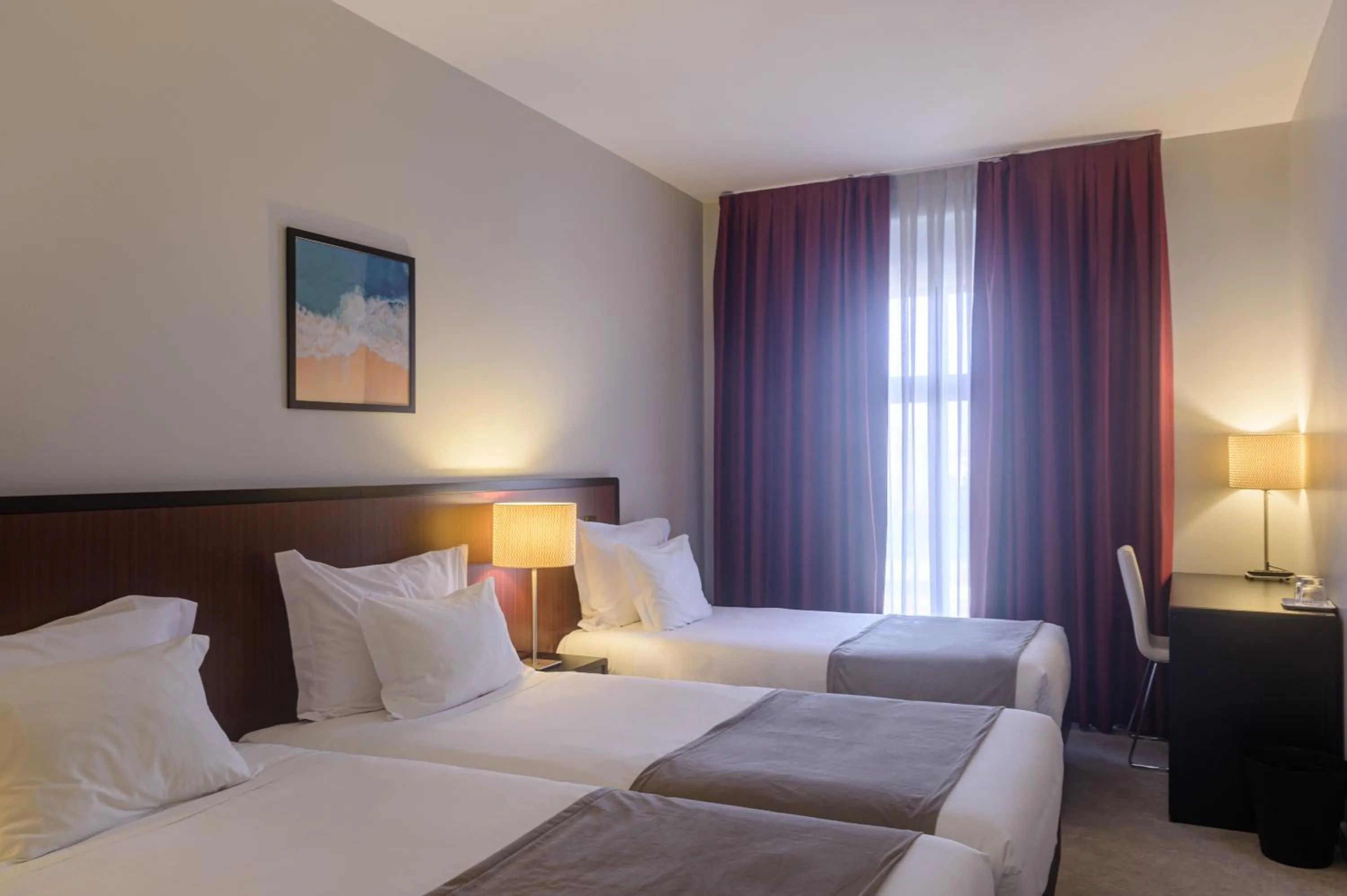 Bed in Hotel Torre Mar