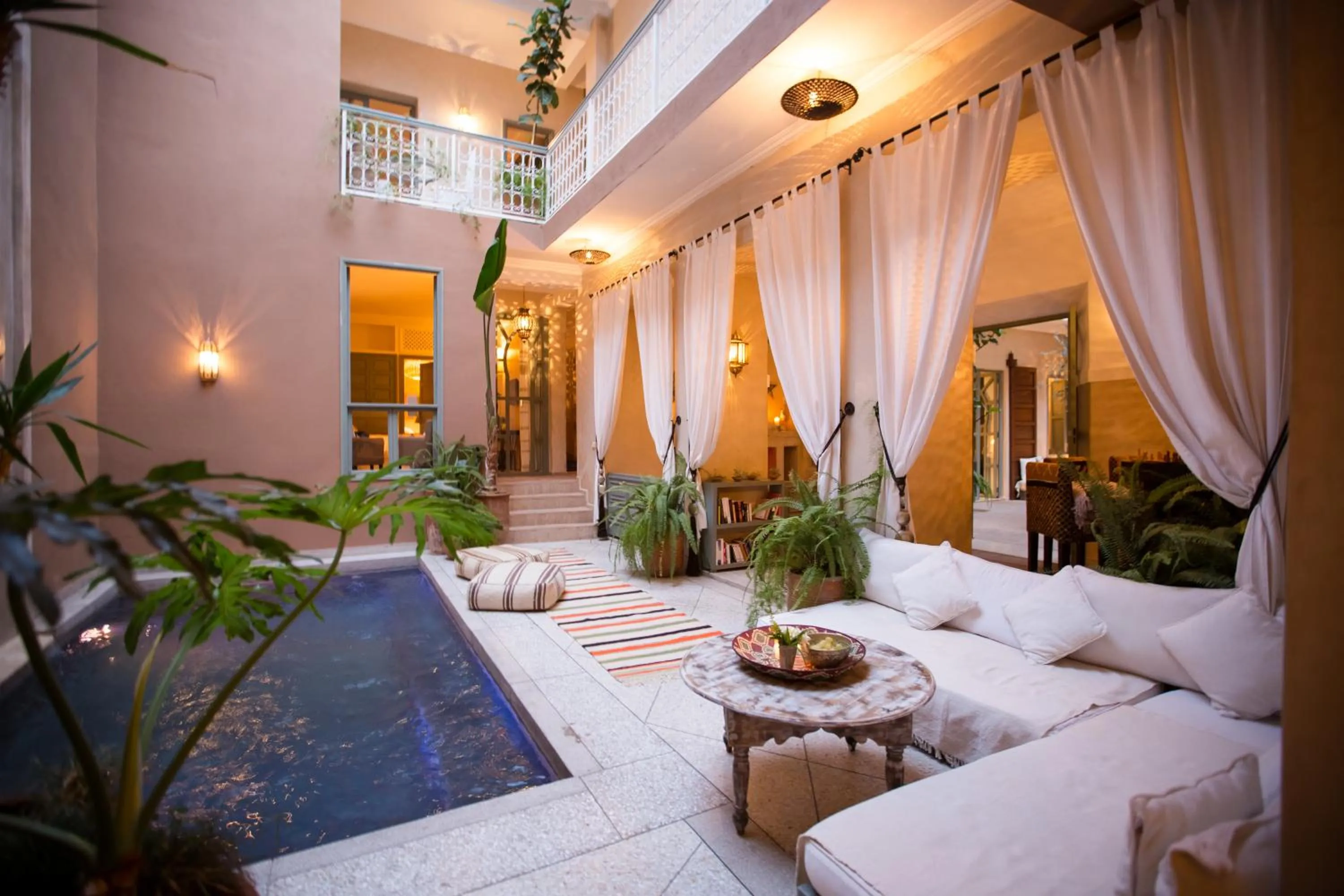 Swimming pool in Riad Olema et Spa