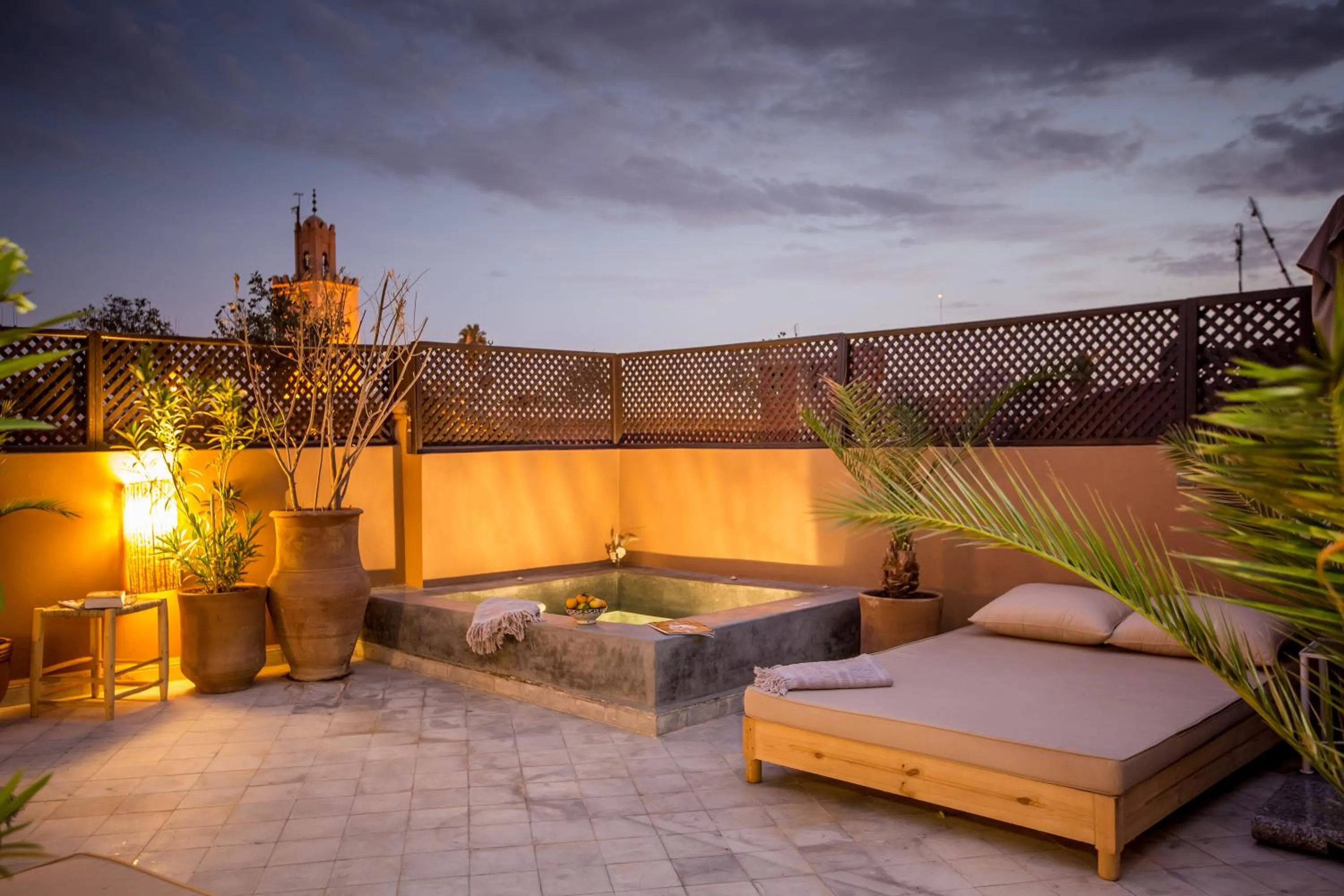 Hot Tub in Riad Olema et Spa