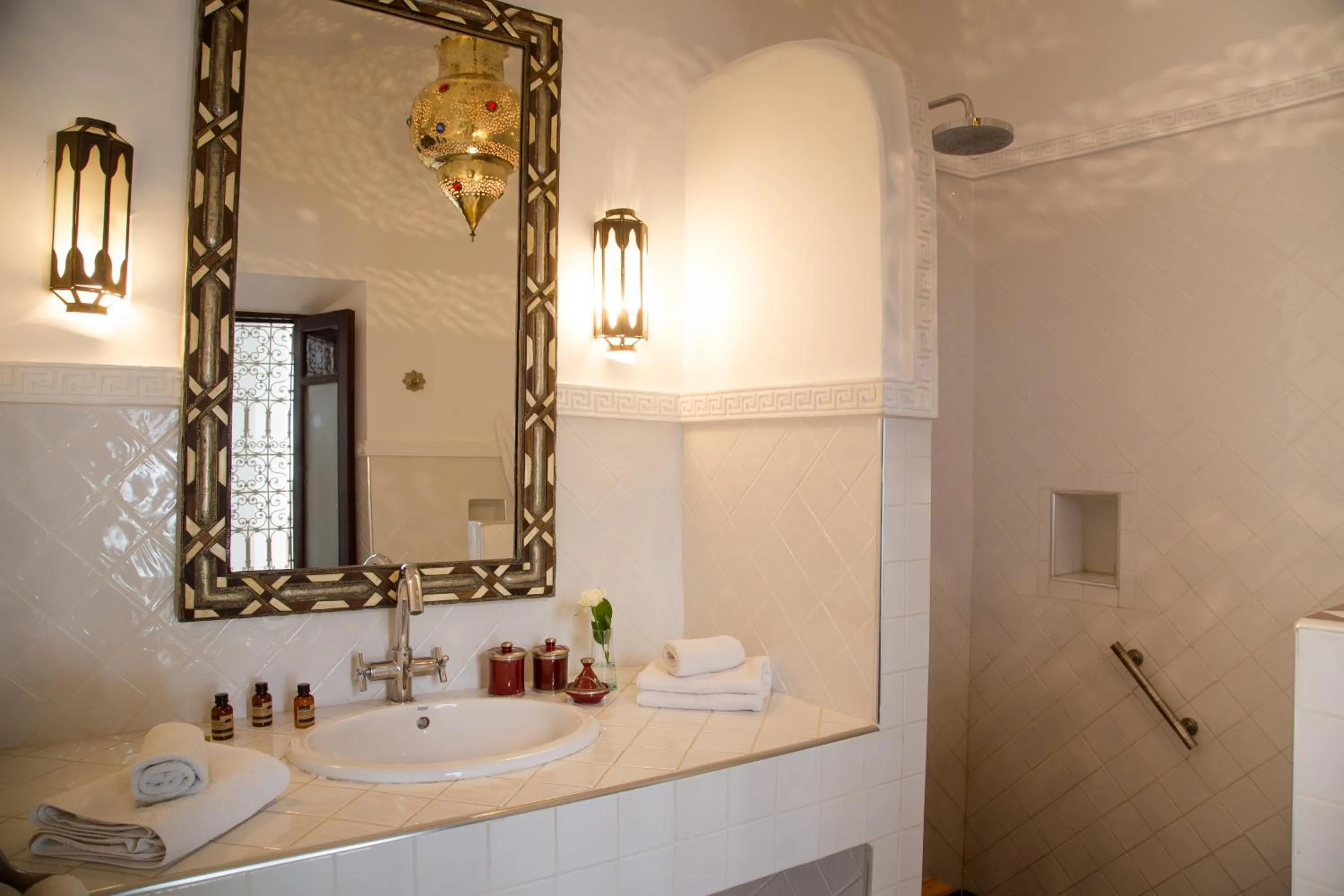 Bathroom in Riad Olema et Spa