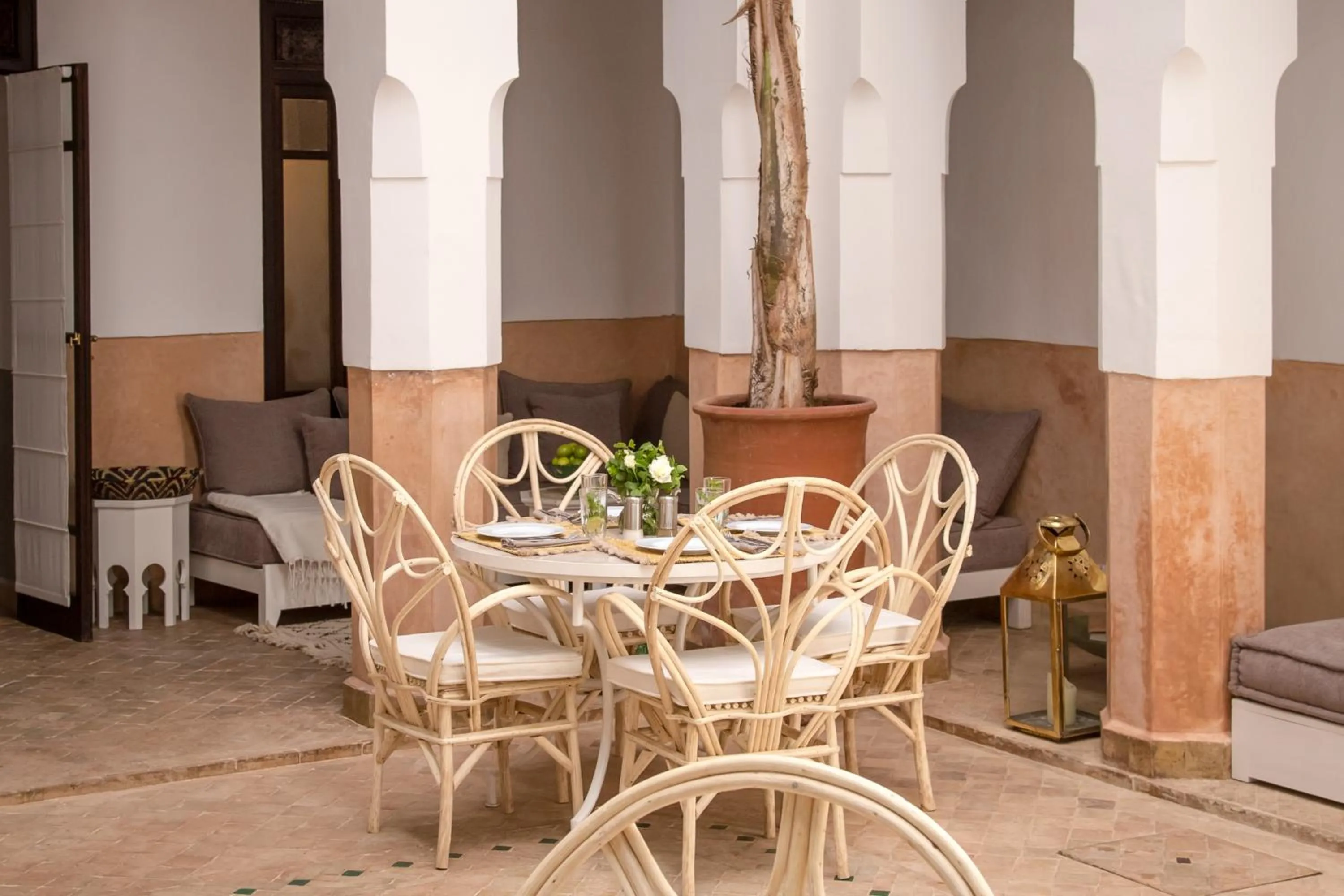 Patio in Riad Olema et Spa