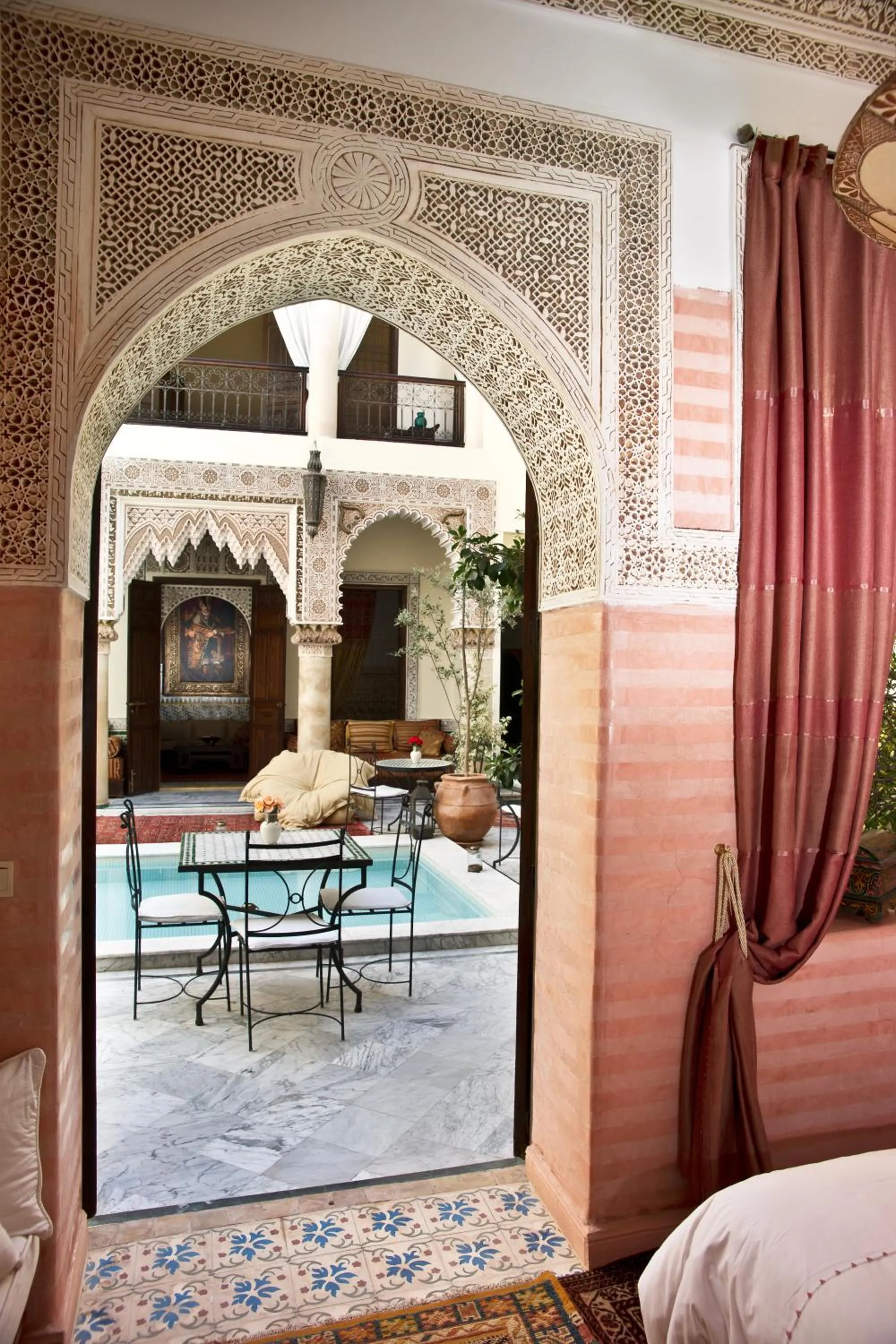 Photo of the whole room, Bed in Riad Al Loune