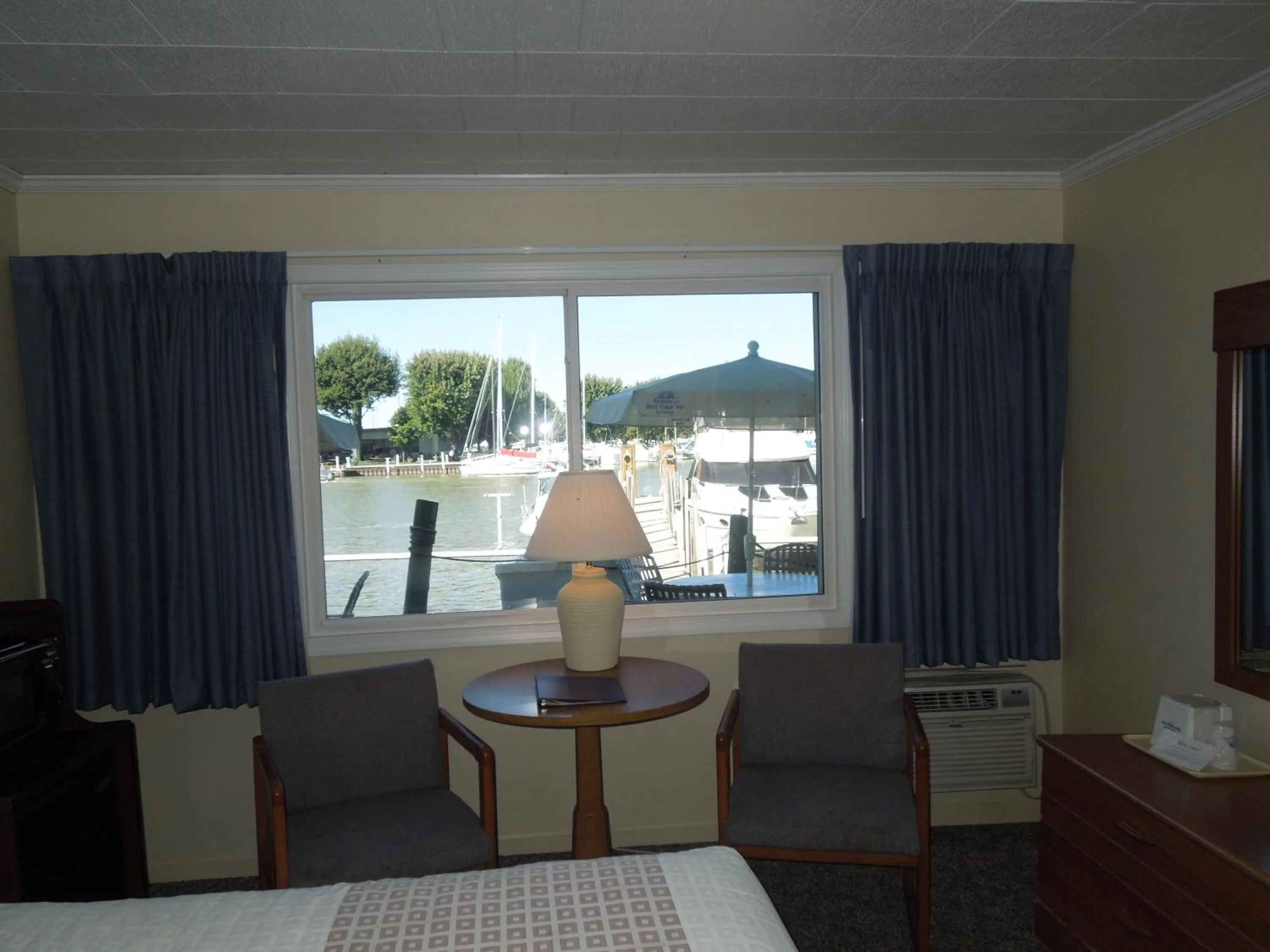 Day in Arlington Inn