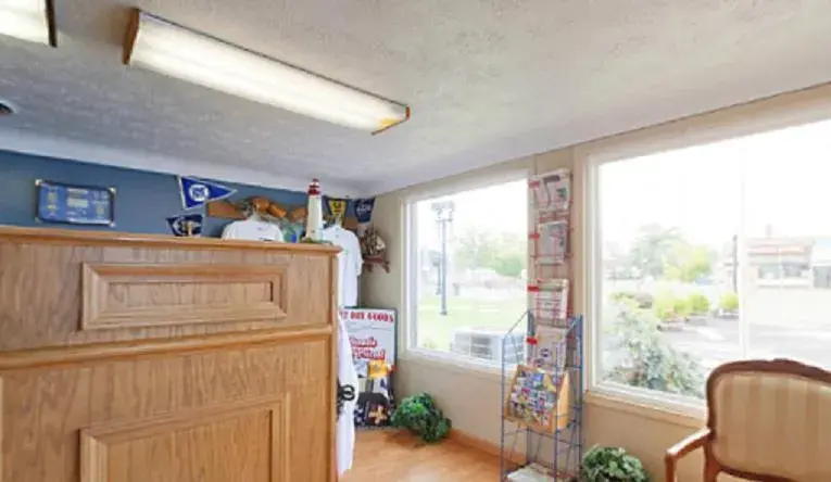 Lobby or reception in Arlington Inn Lobby or reception in Arlington Inn