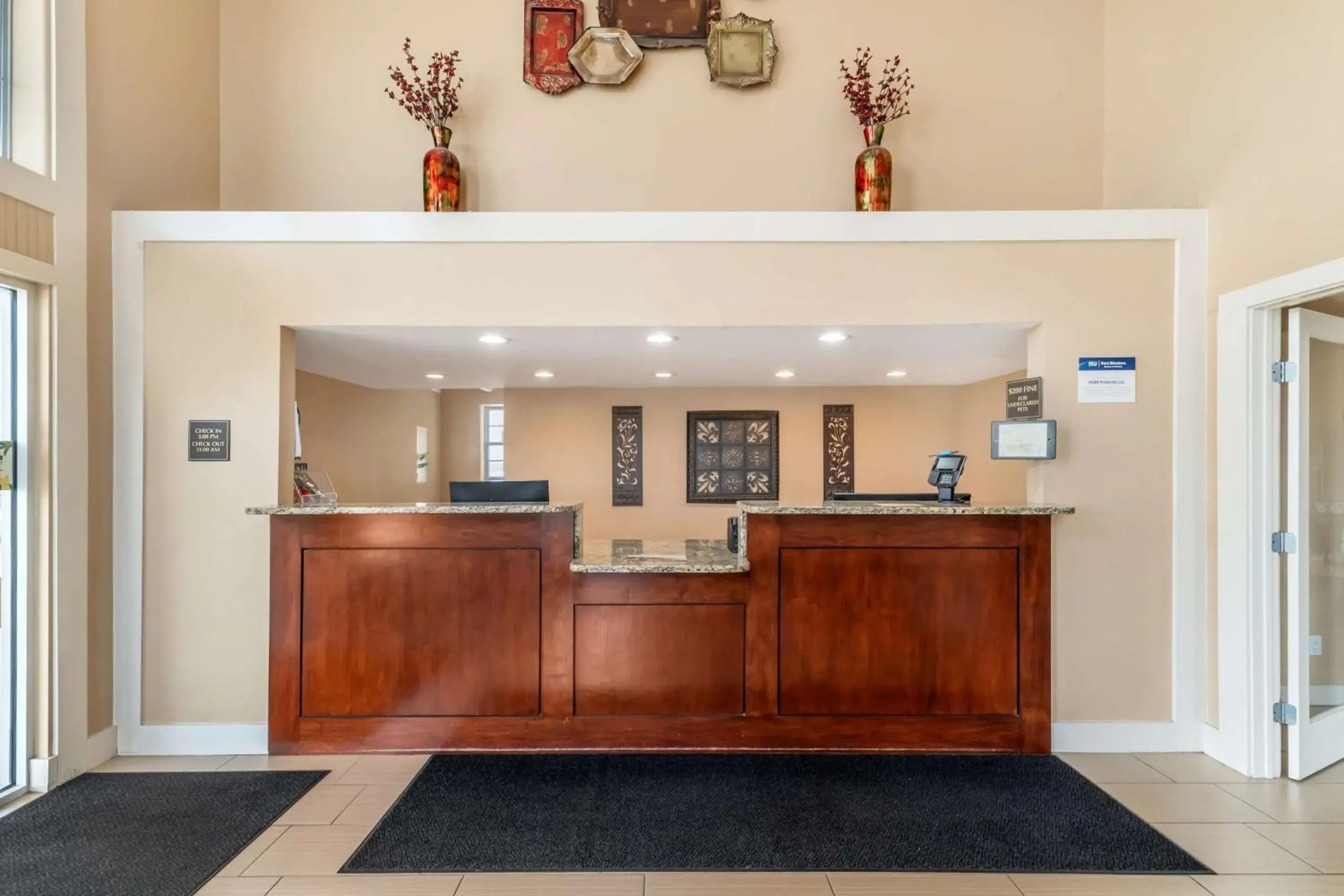 Lobby or reception in Best Western Padre Island Lobby or reception in Best Western Padre Island