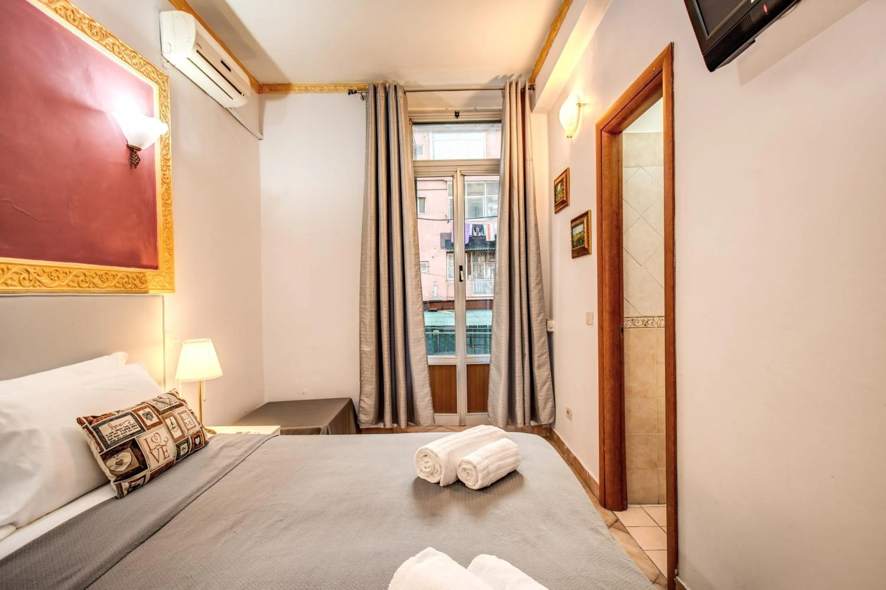 Bedroom, Bed in Beautiful Home