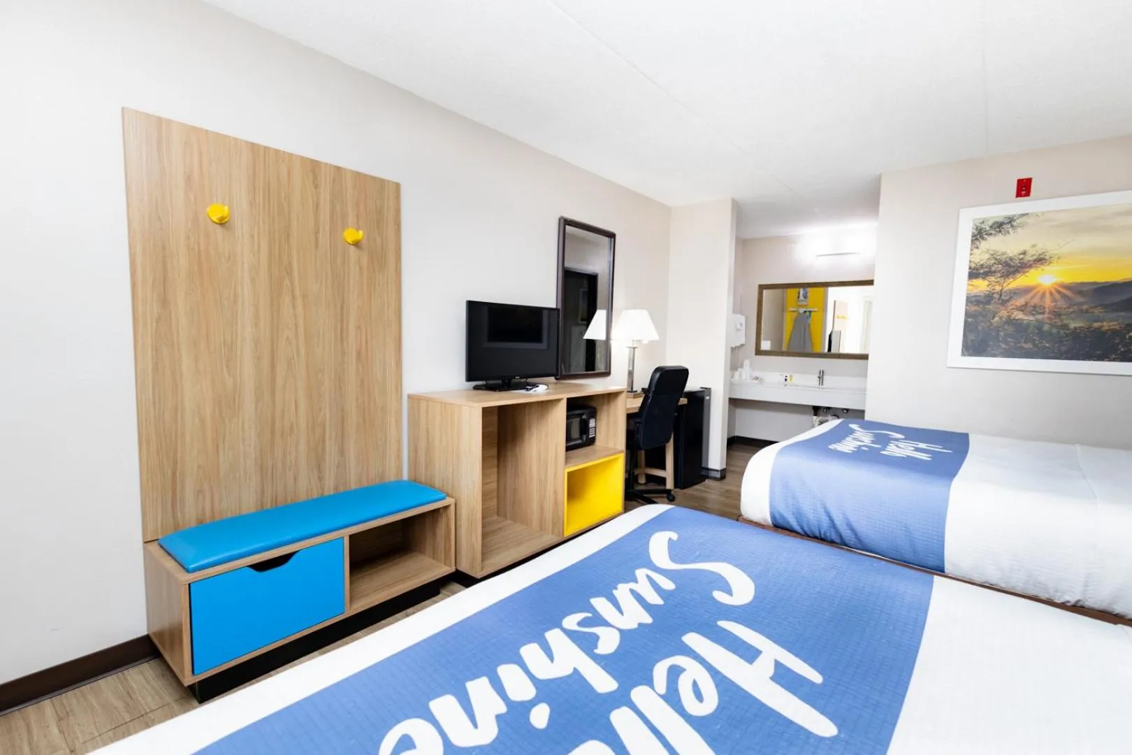 Bed in Days Inn by Wyndham Dayton Huber Heights Northeast