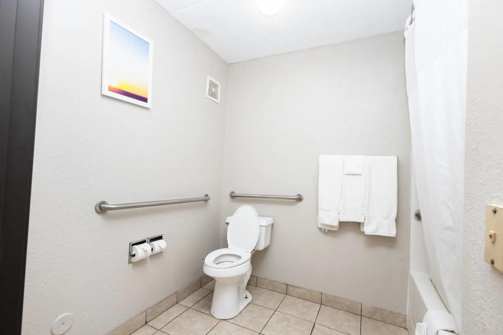 Days Inn by Wyndham Dayton Huber Heights Northeast