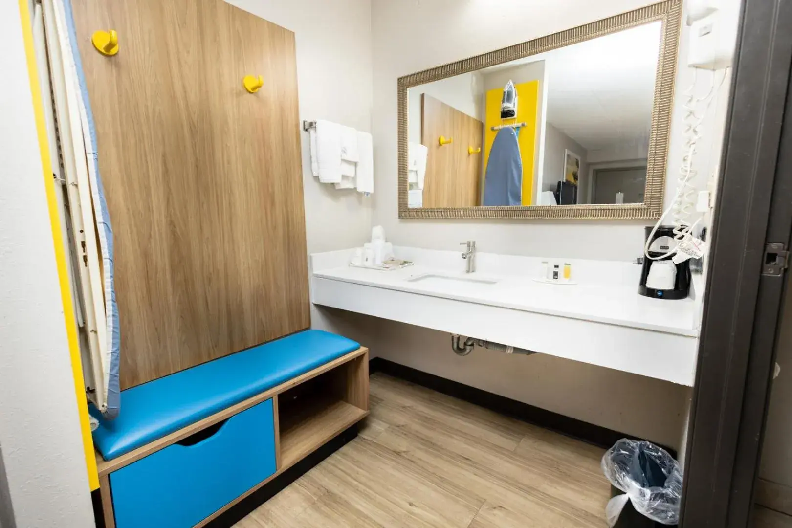 King Room - Smoking in Days Inn by Wyndham Dayton Huber Heights Northeast King Room - Smoking in Days Inn by Wyndham Dayton Huber Heights Northeast