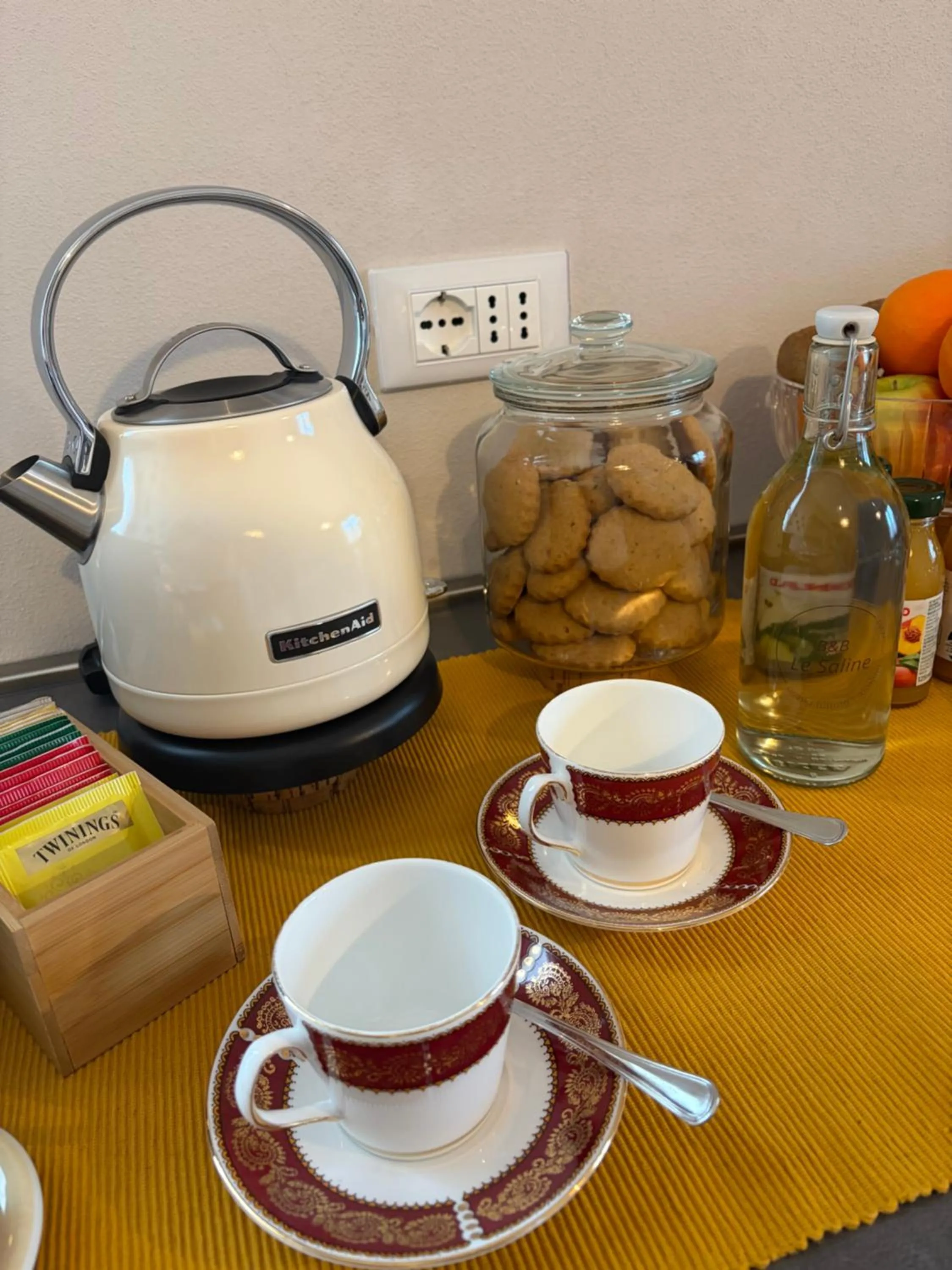 Coffee/tea facilities in B&B Le Saline Bed & Breakfast