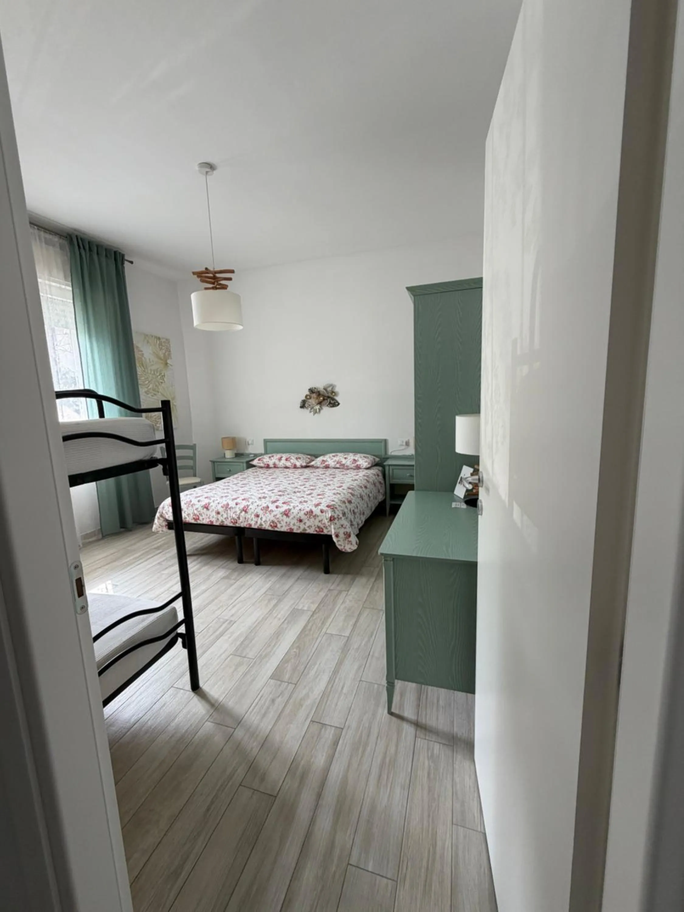 Photo of the whole room, Bed in B&B Le Saline Bed & Breakfast