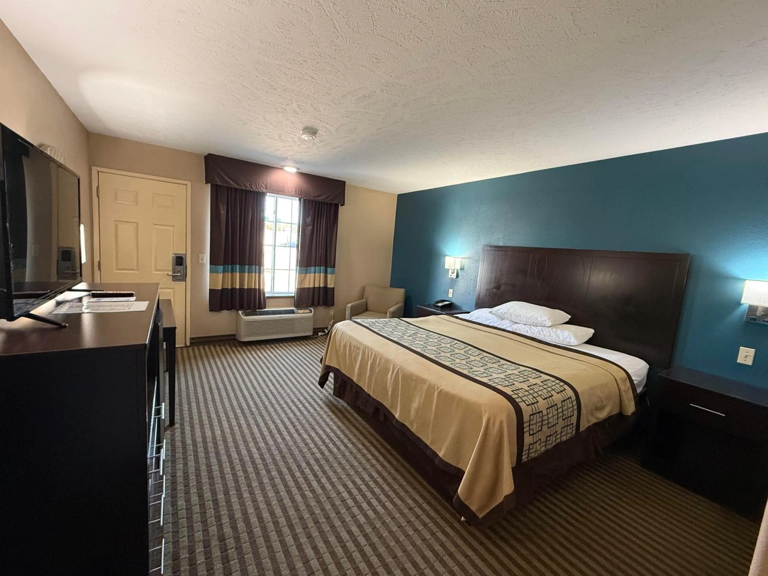 Bed in Victorian Inn