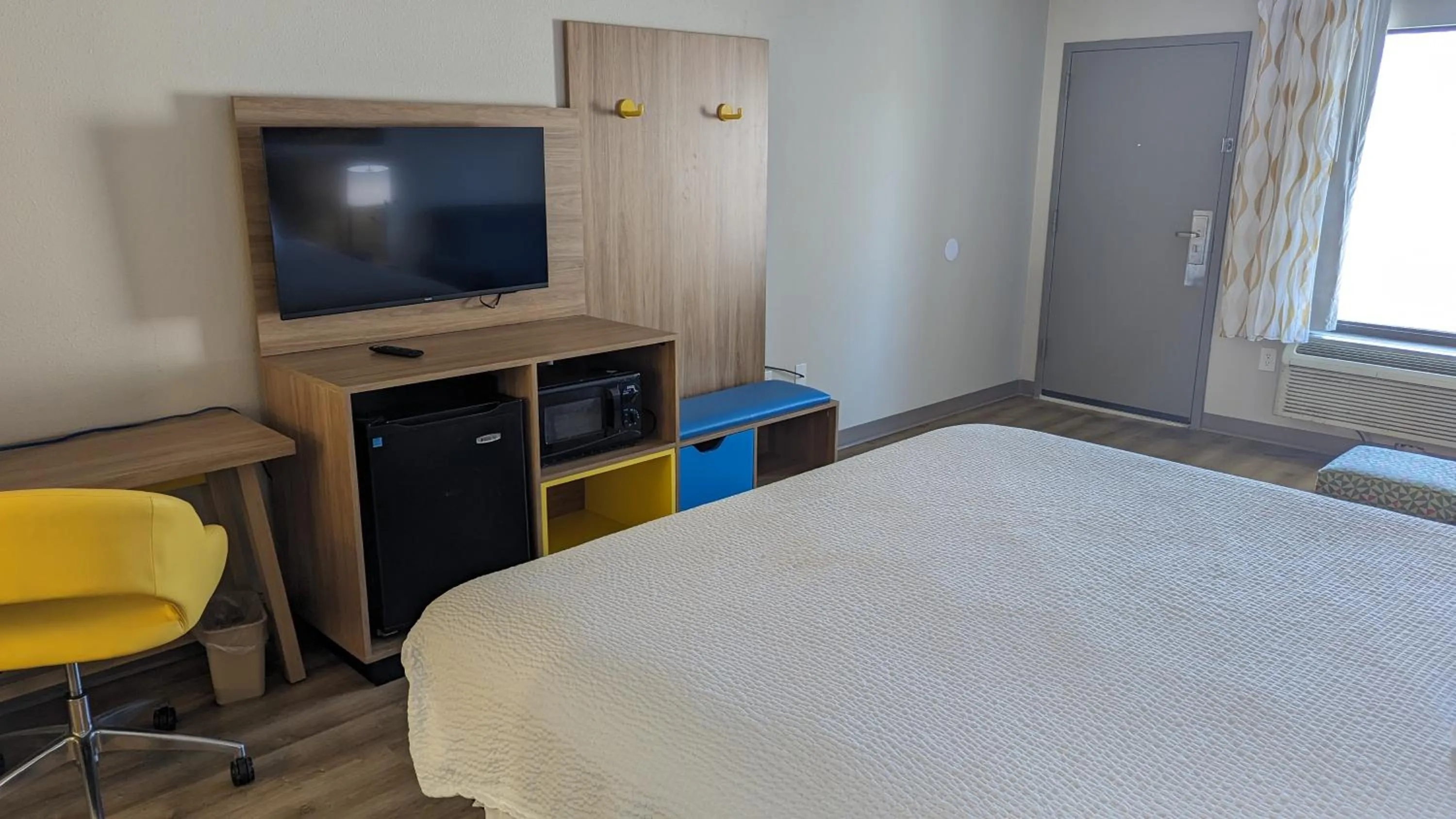 Bed in Days Inn by Wyndham Mooresville Lake Norman