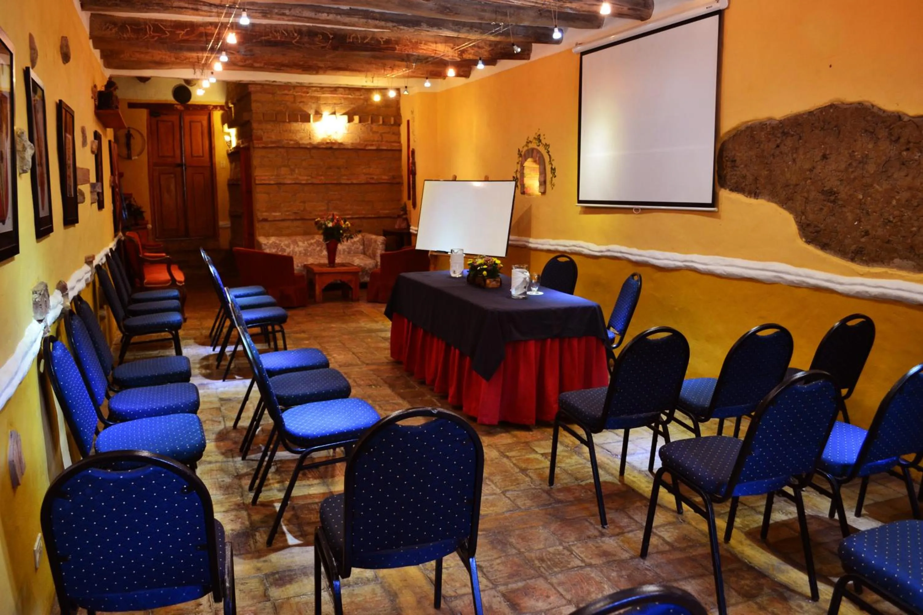 Business facilities in Hotel La Posada de San Antonio