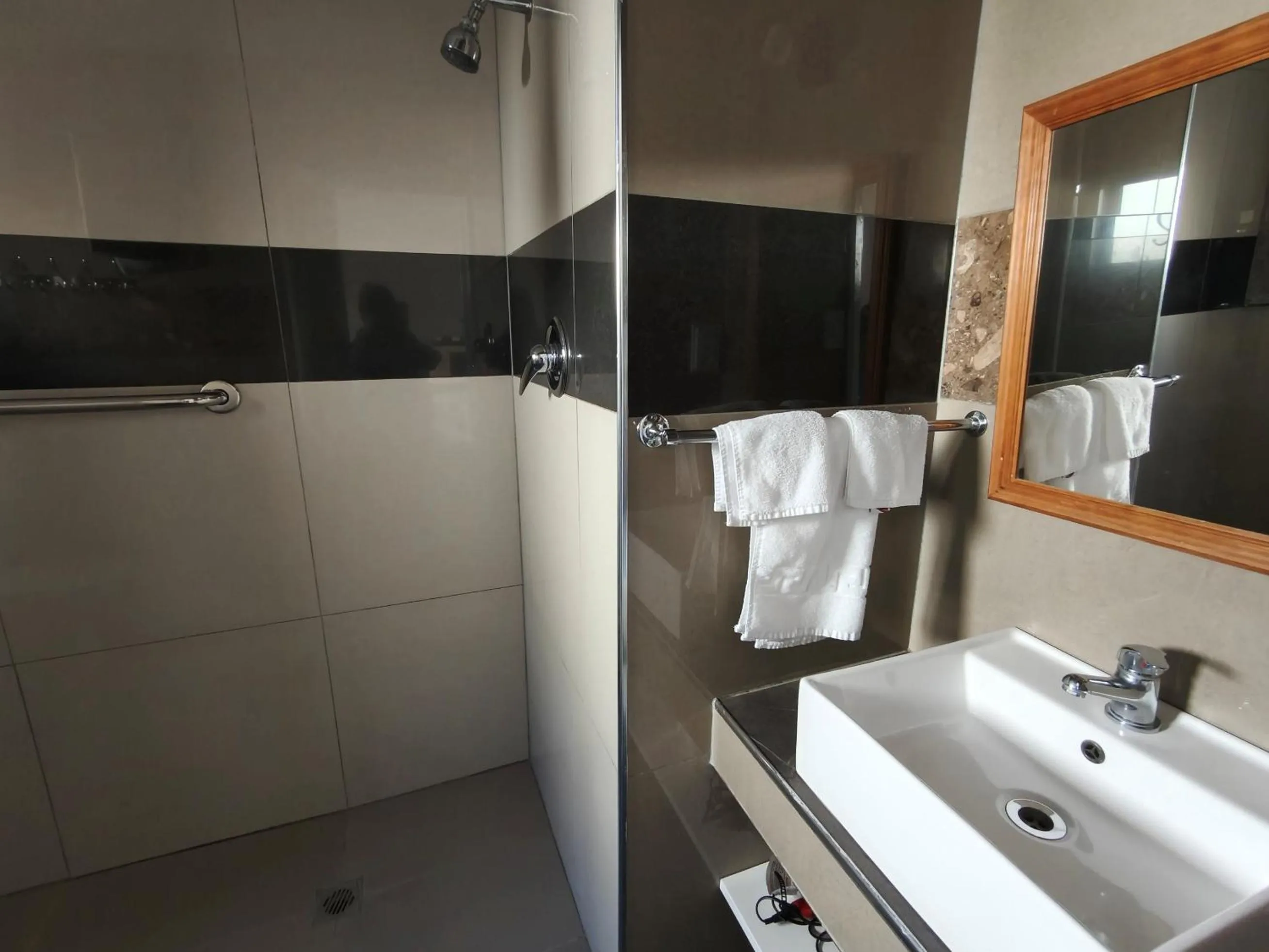 Shower in Bayfield Motel and Apartment