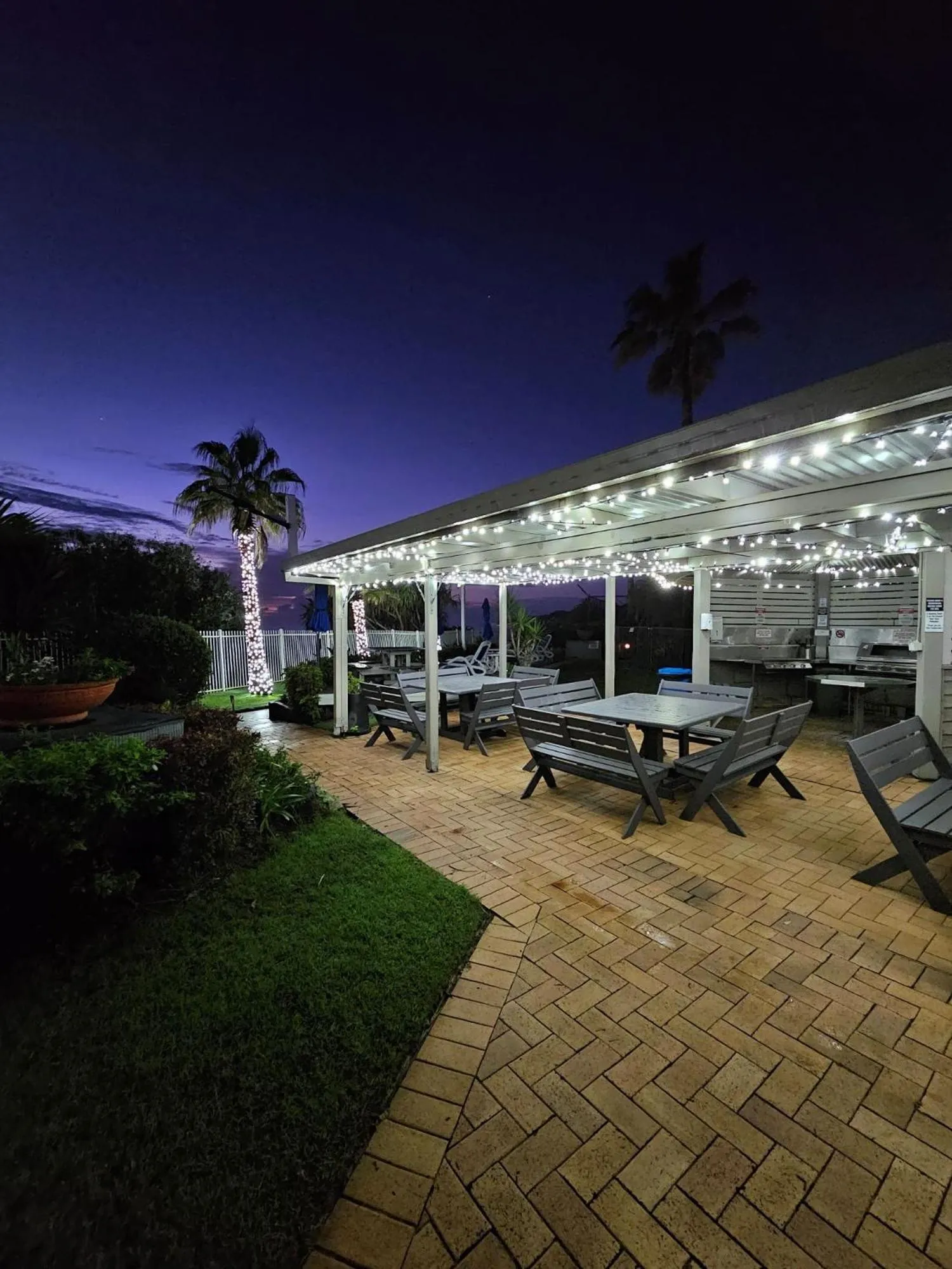 Night in 19th Avenue on the Beach