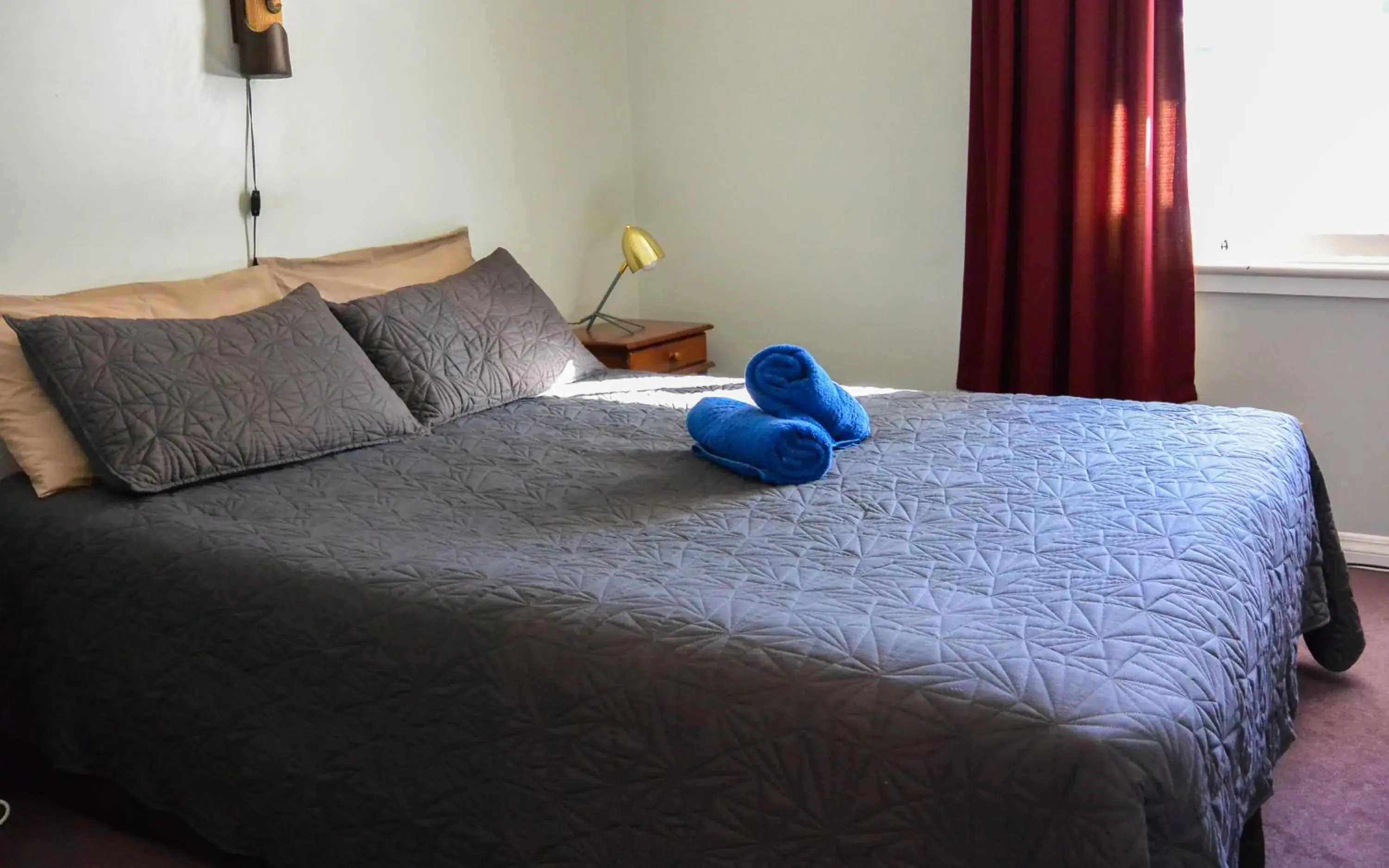 Double Room with Private Bathroom in Blue Moon Lodge Double Room with Private Bathroom in Blue Moon Lodge