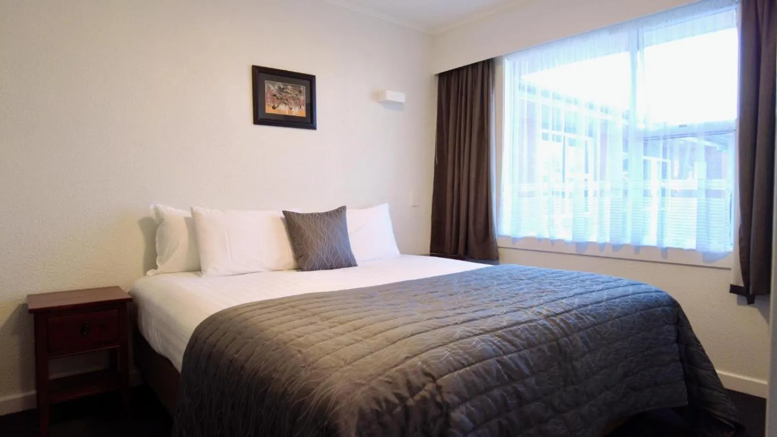 Bedroom, Bed in 554 Moana Court Motel