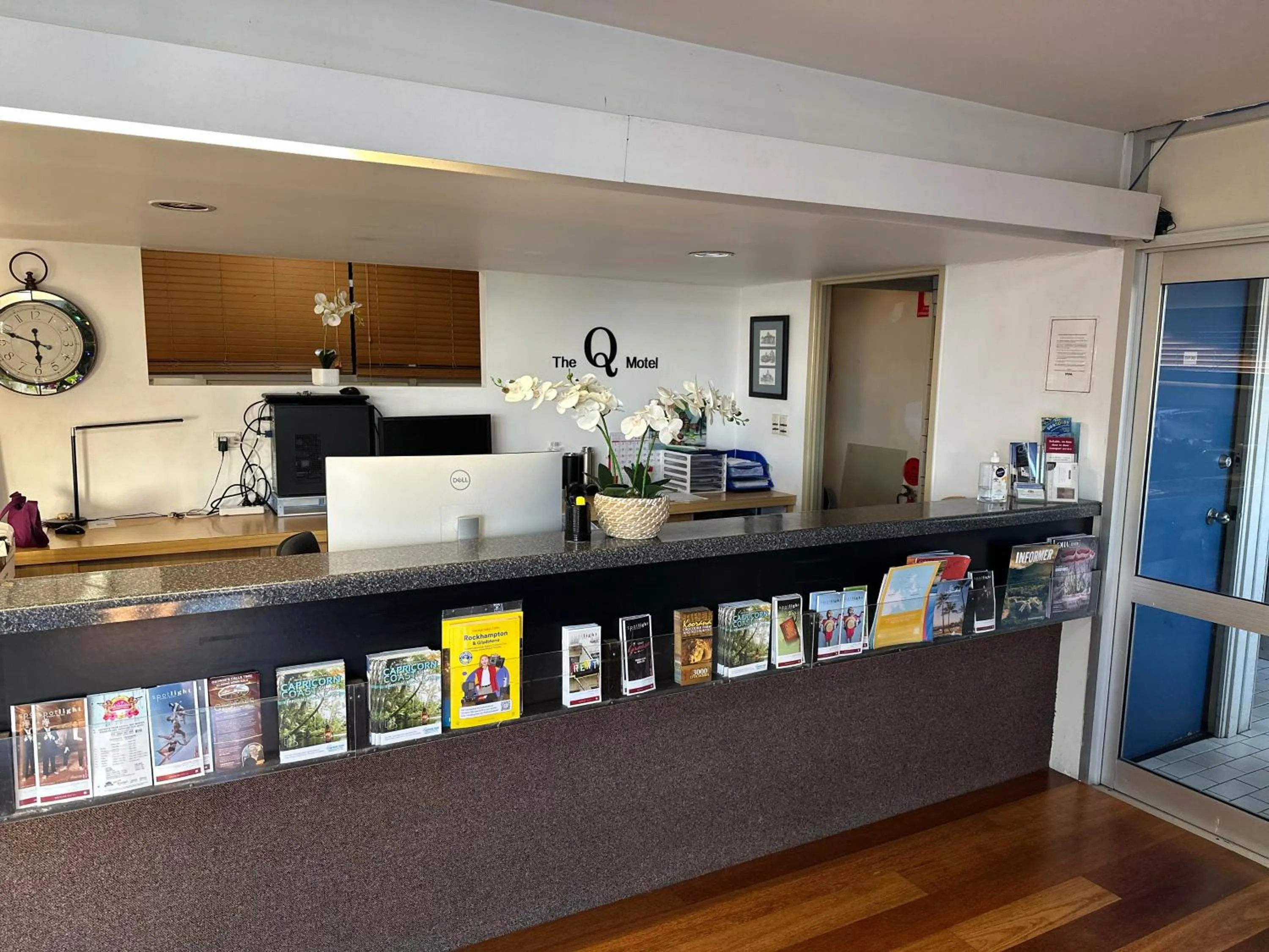Lobby or reception in The Q Motel Rockhampton