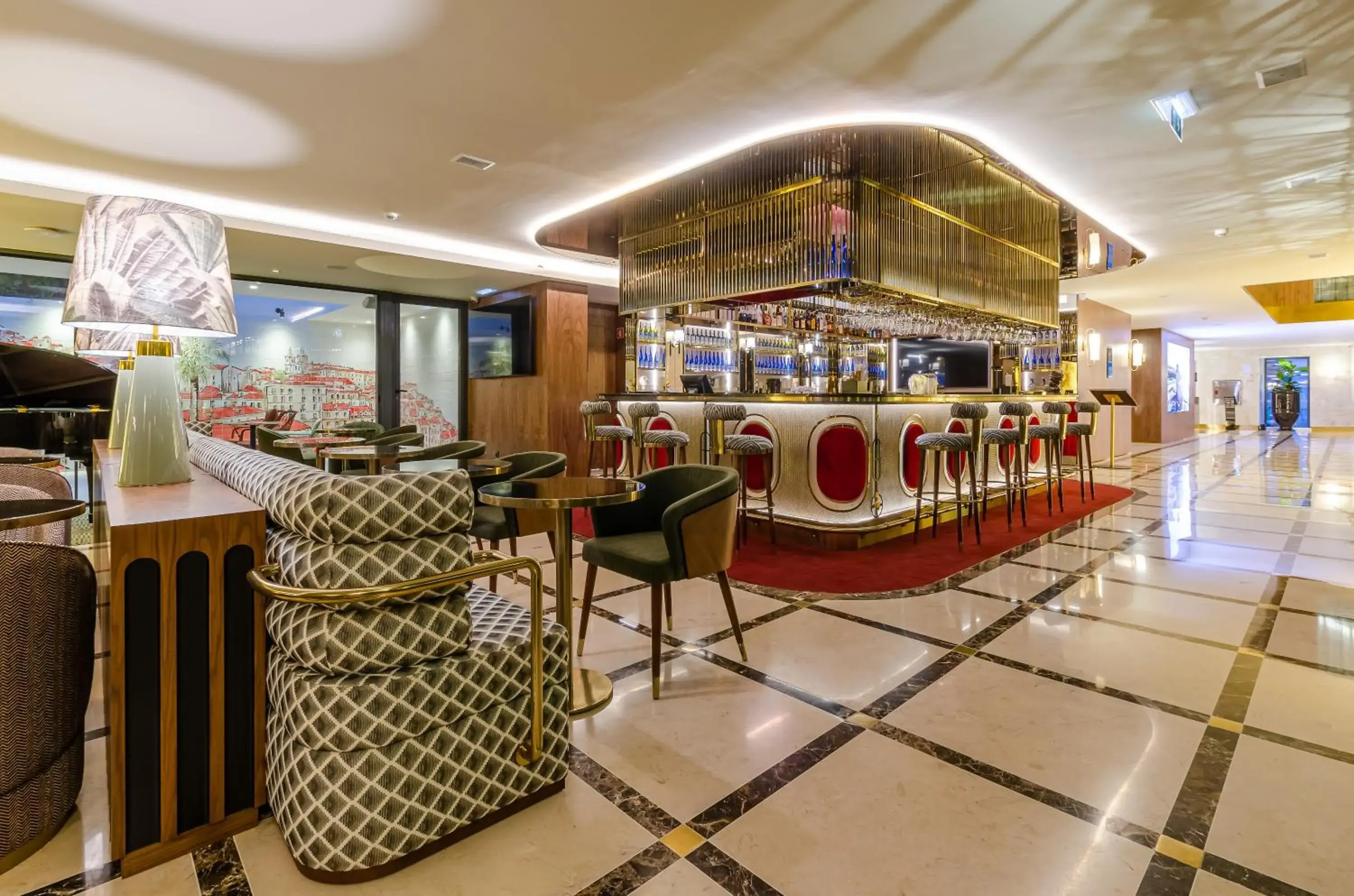 Lounge or bar in TURIM Lisboa Hotel Lounge or bar in TURIM Lisboa Hotel
