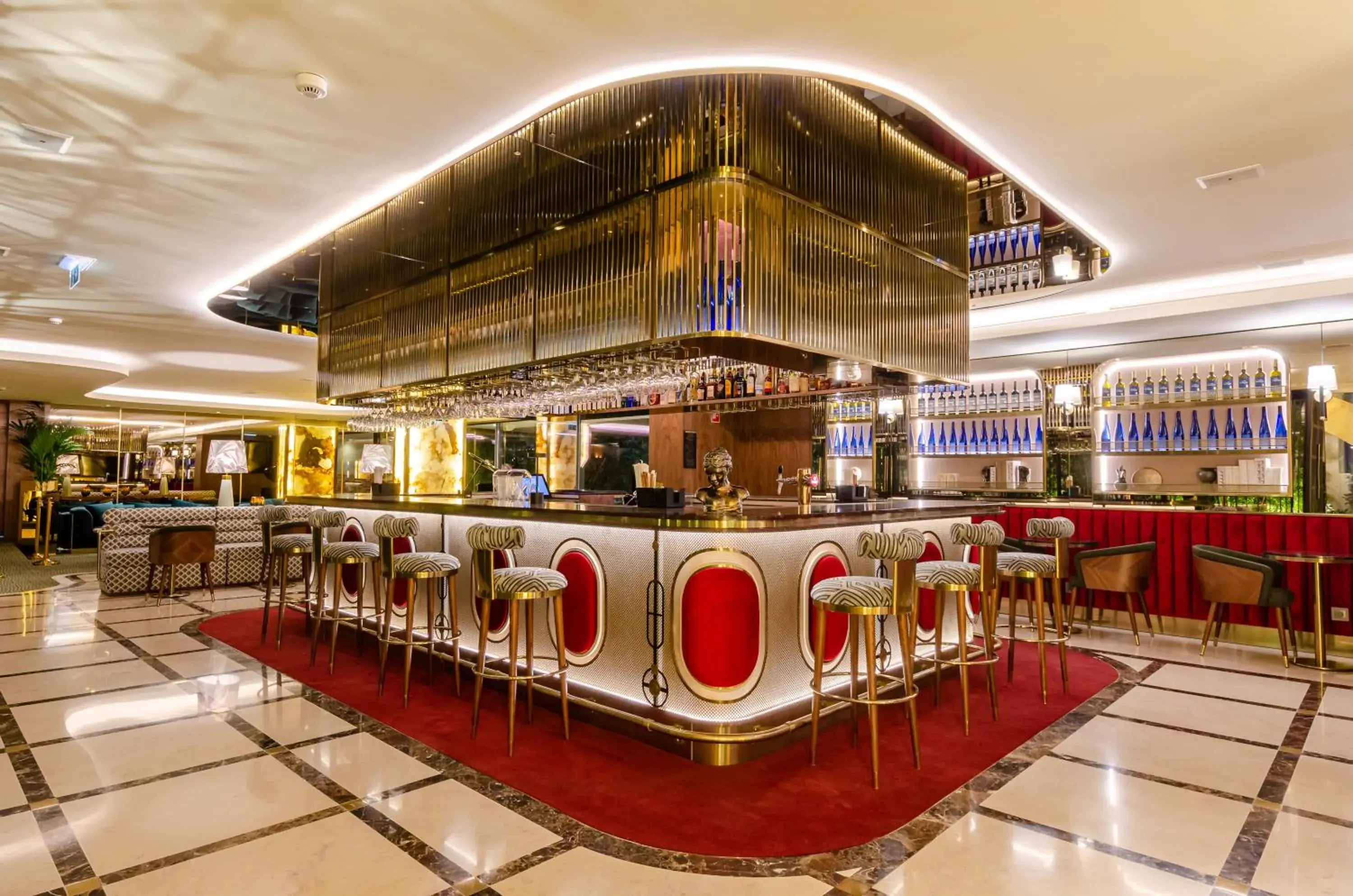 Lounge or bar in TURIM Lisboa Hotel Lounge or bar in TURIM Lisboa Hotel