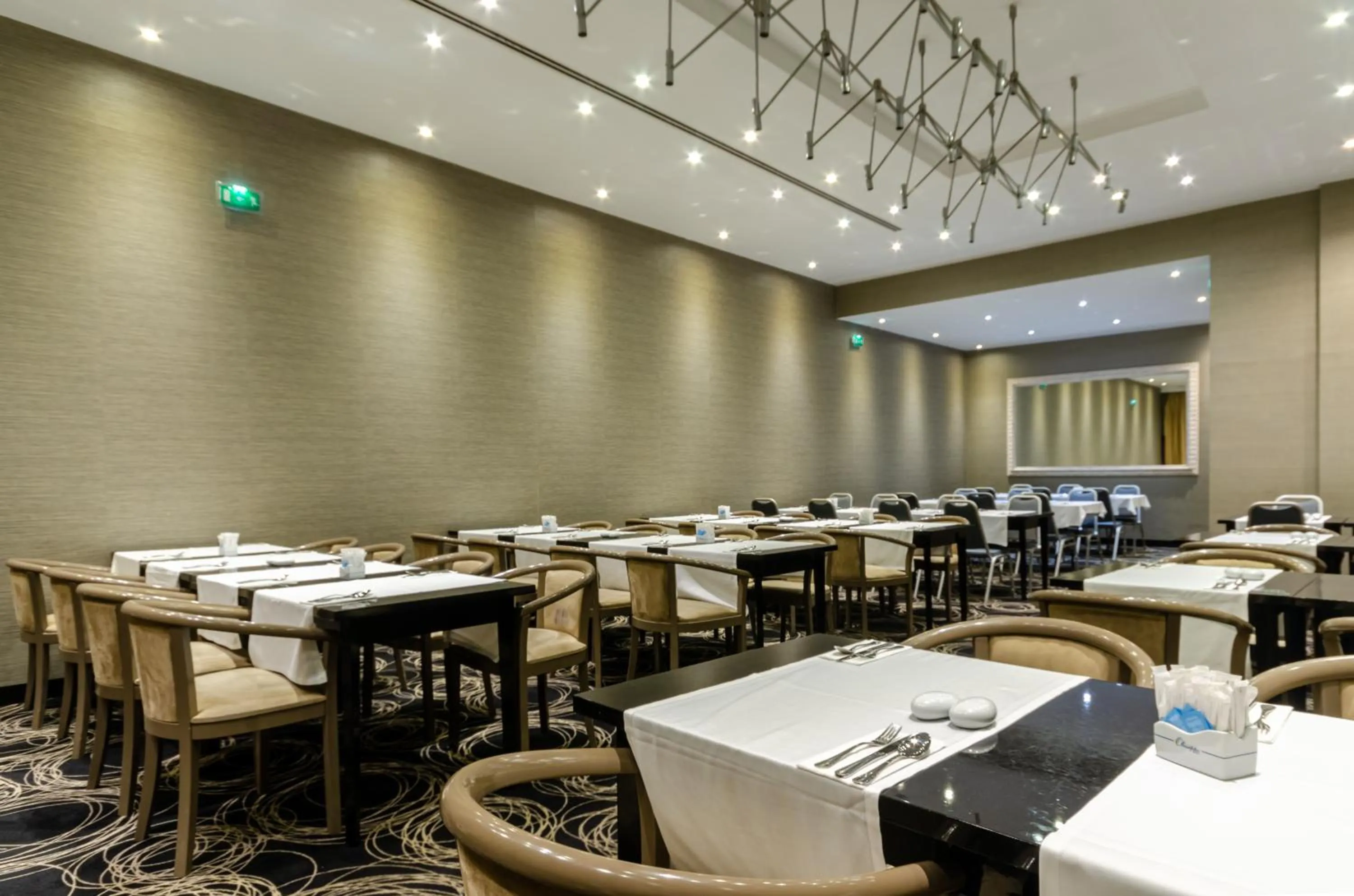 Restaurant/places to eat in Olissippo Marquês de Sá