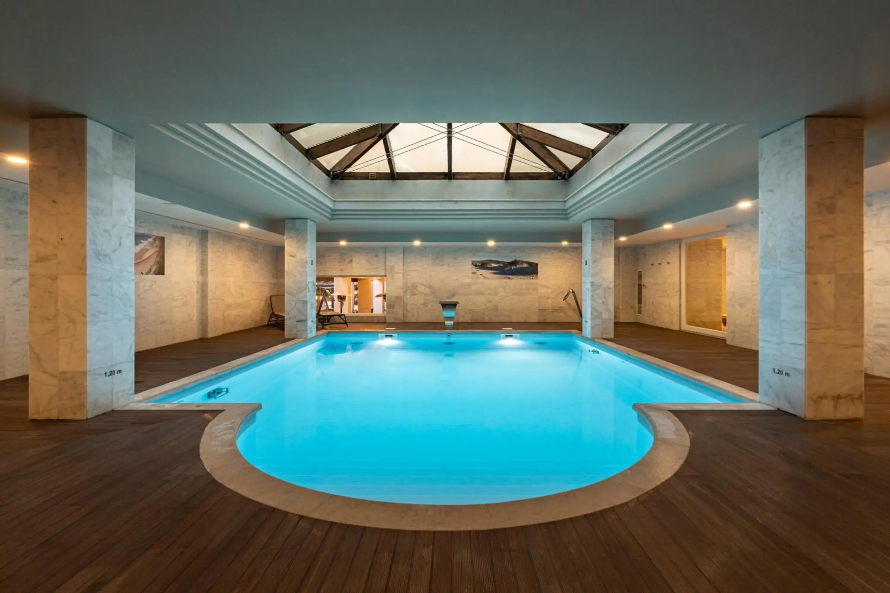 Pool view in Onyria Quinta da Marinha Hotel Pool view in Onyria Quinta da Marinha Hotel