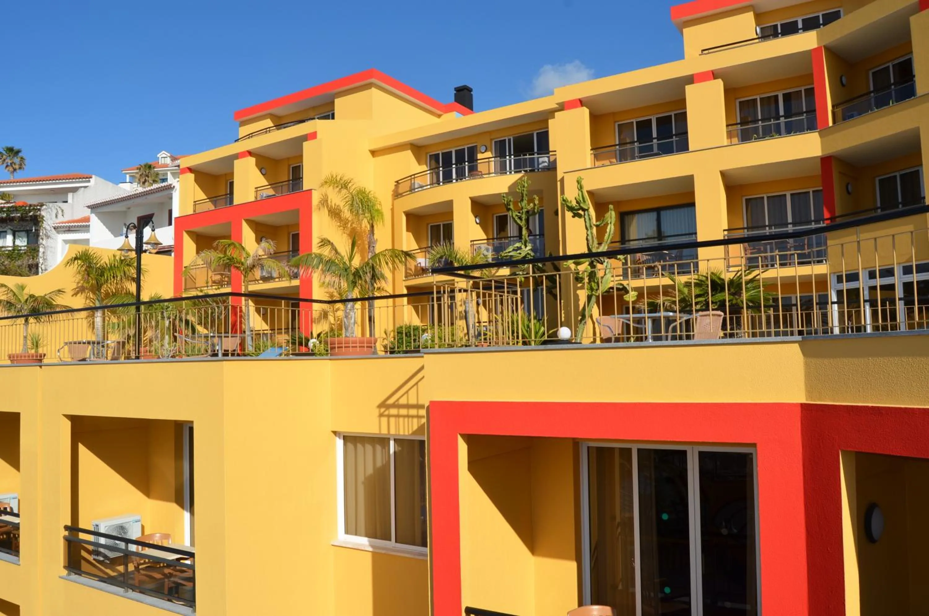 Facade/entrance in Hotel Cais da Oliveira