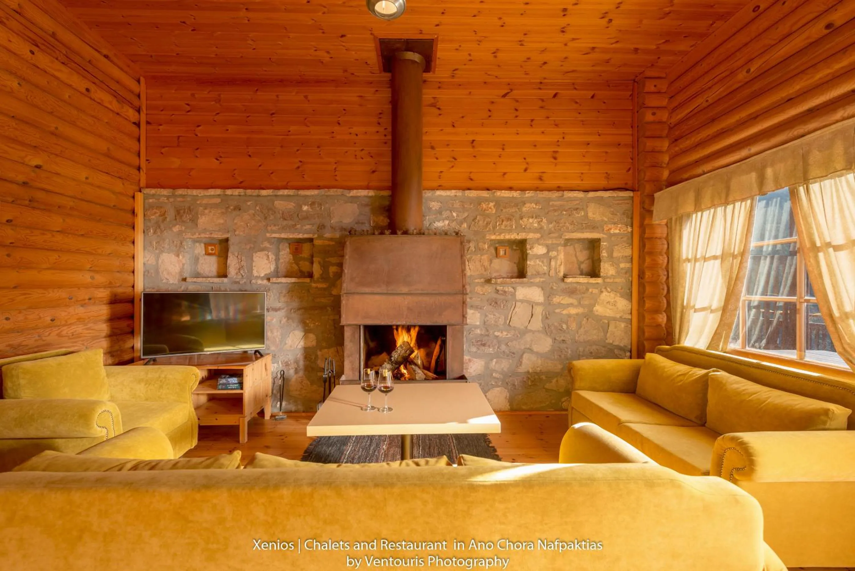 Photo of the whole room in Xenios Chalet