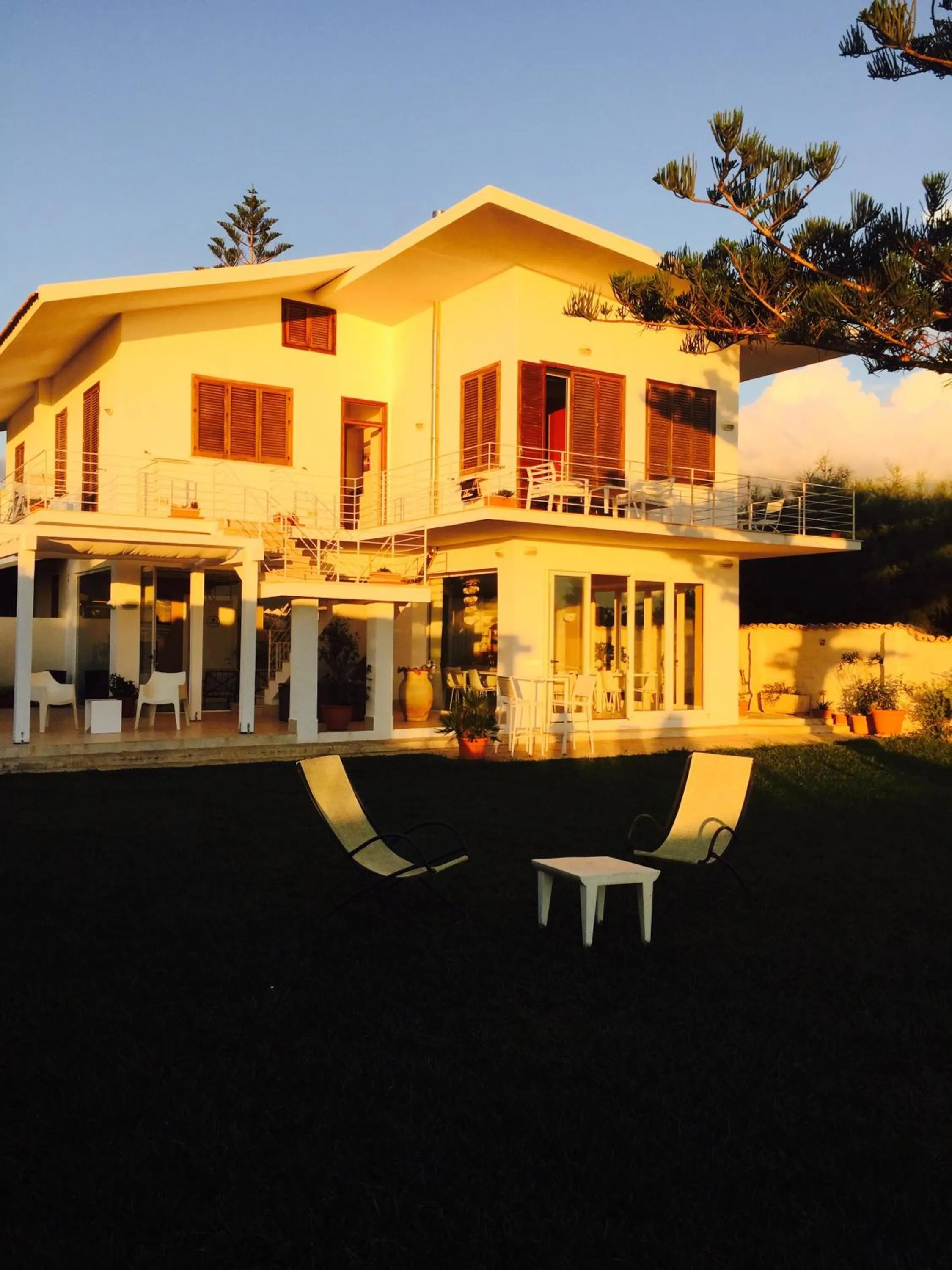 Facade/entrance in SUITEBEACH b&b and resort