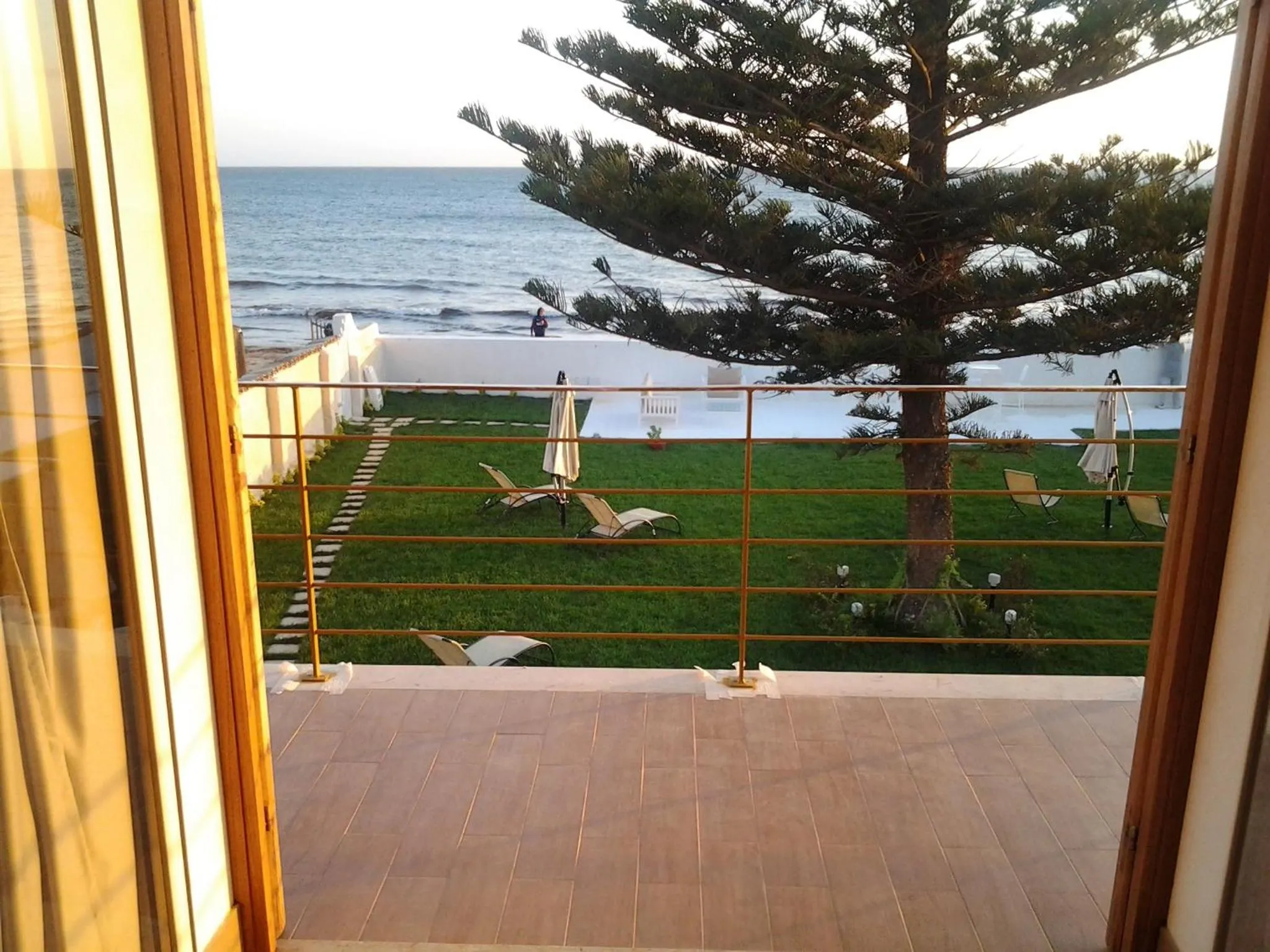 Balcony/Terrace in SUITEBEACH b&b and resort