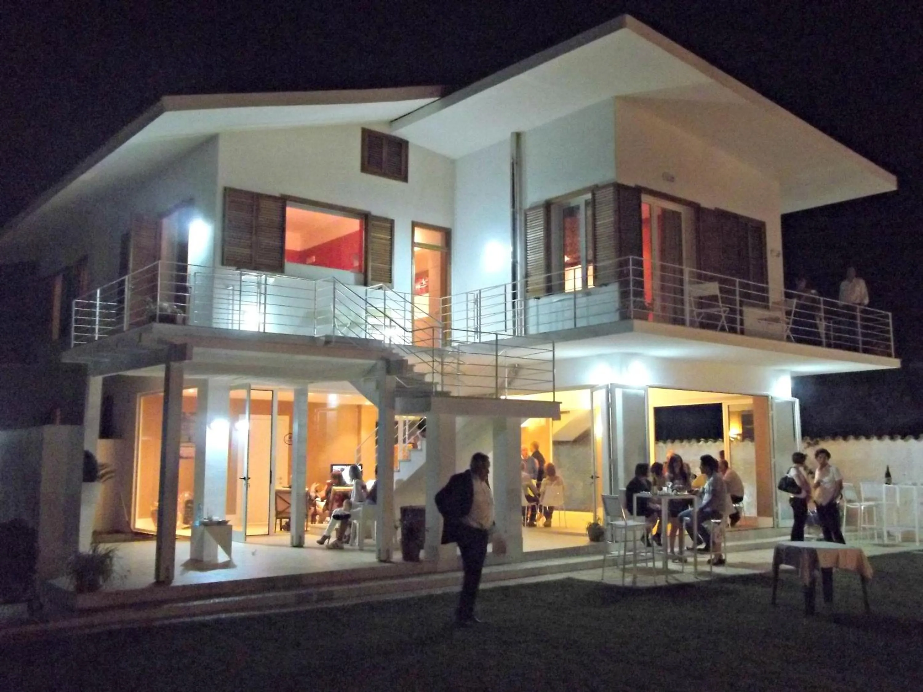 Facade/entrance in SUITEBEACH b&b and resort