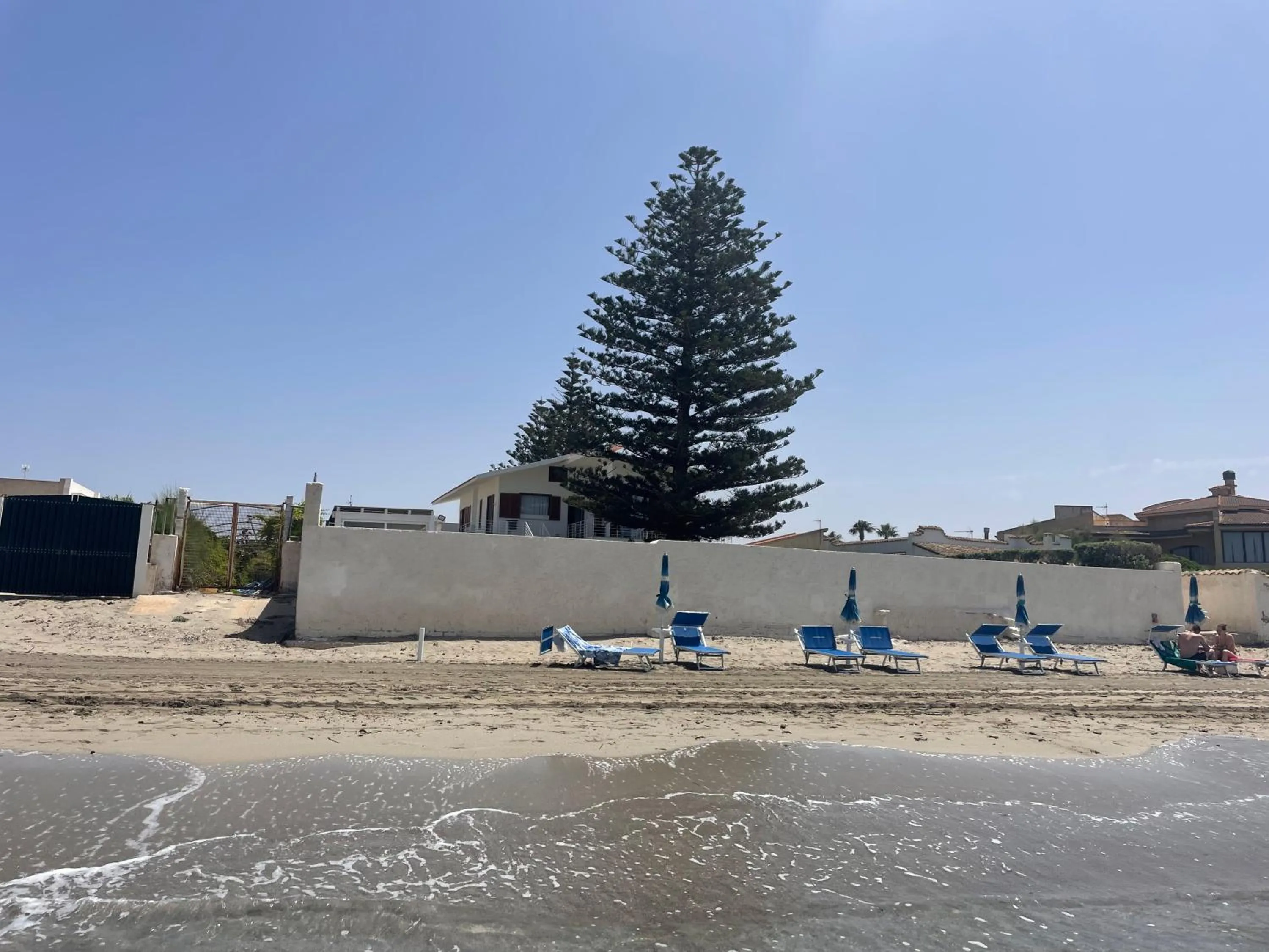 SUITEBEACH b&b and resort