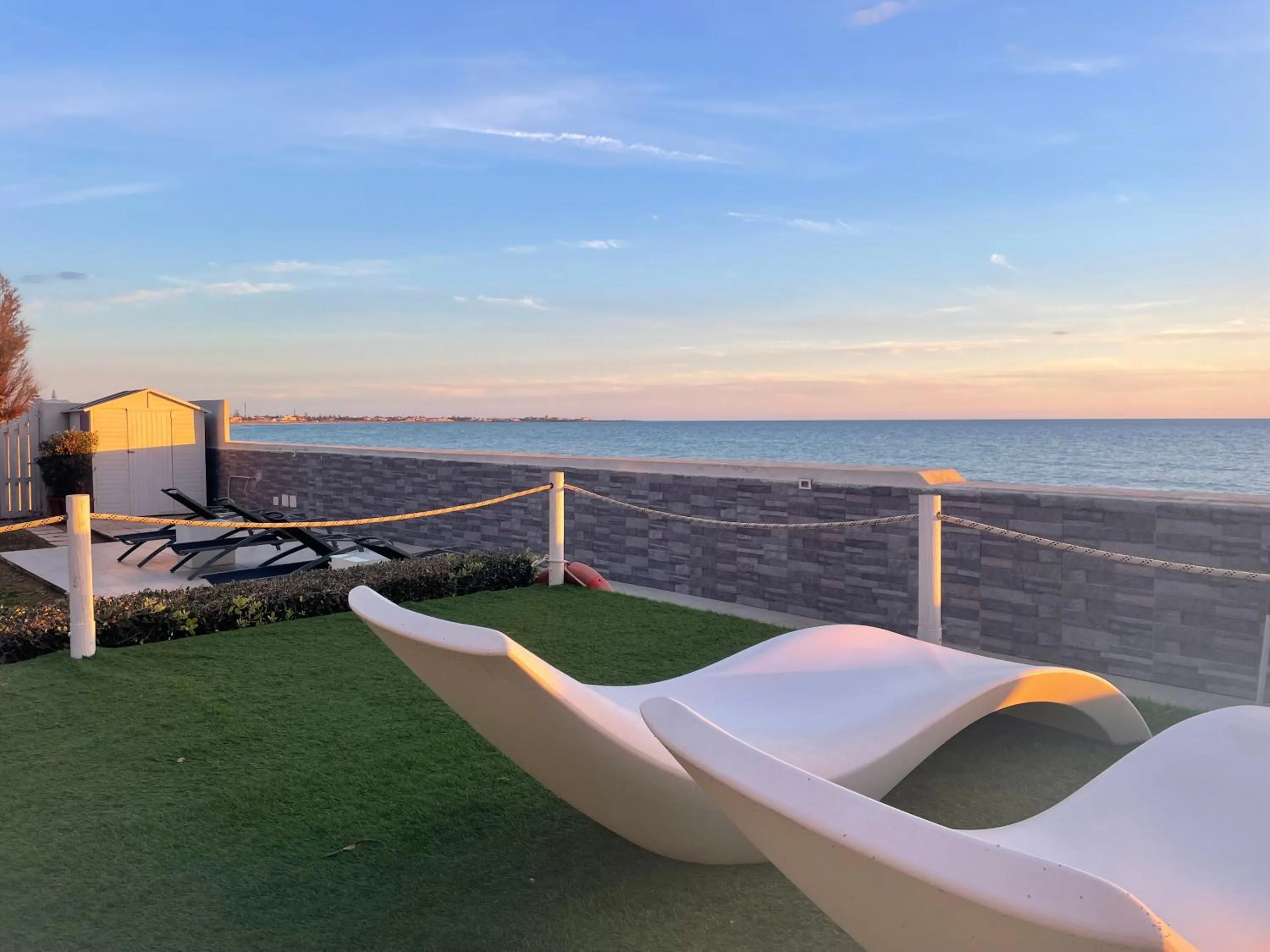 SUITEBEACH b&b and resort