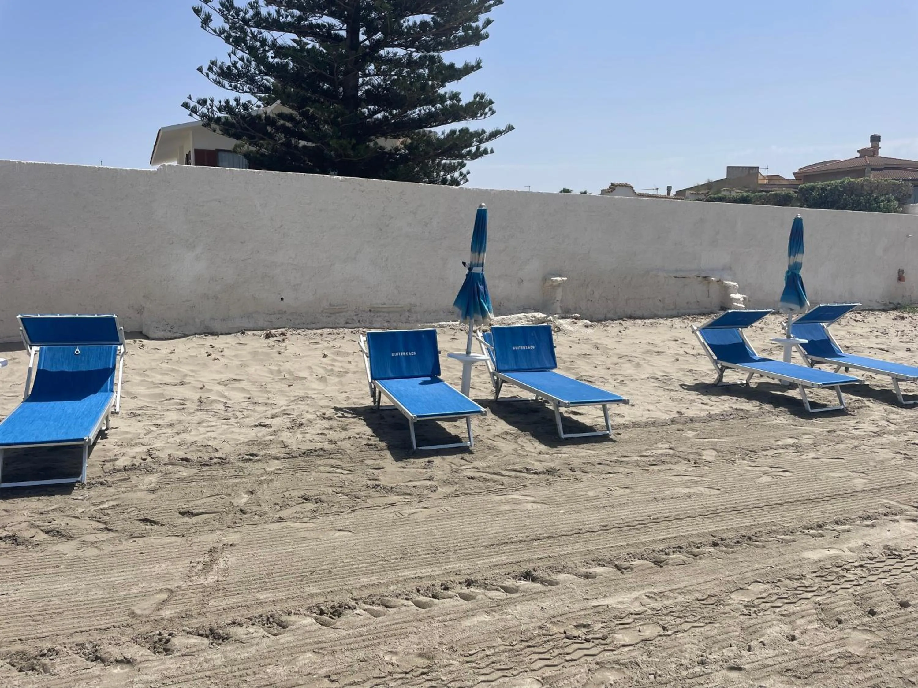 SUITEBEACH b&b and resort