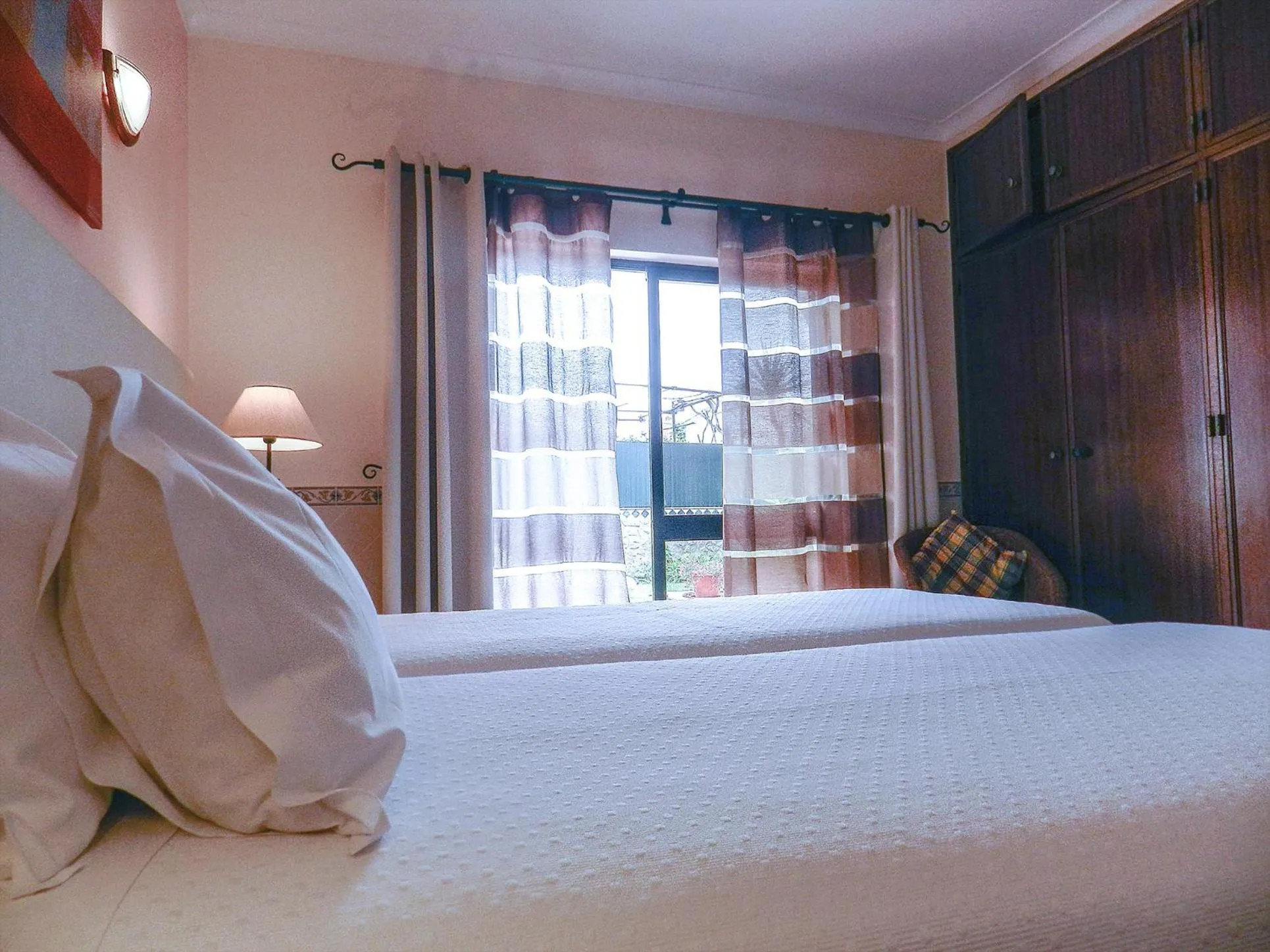 Twin Room with Private Bathroom in Residencia Julio
