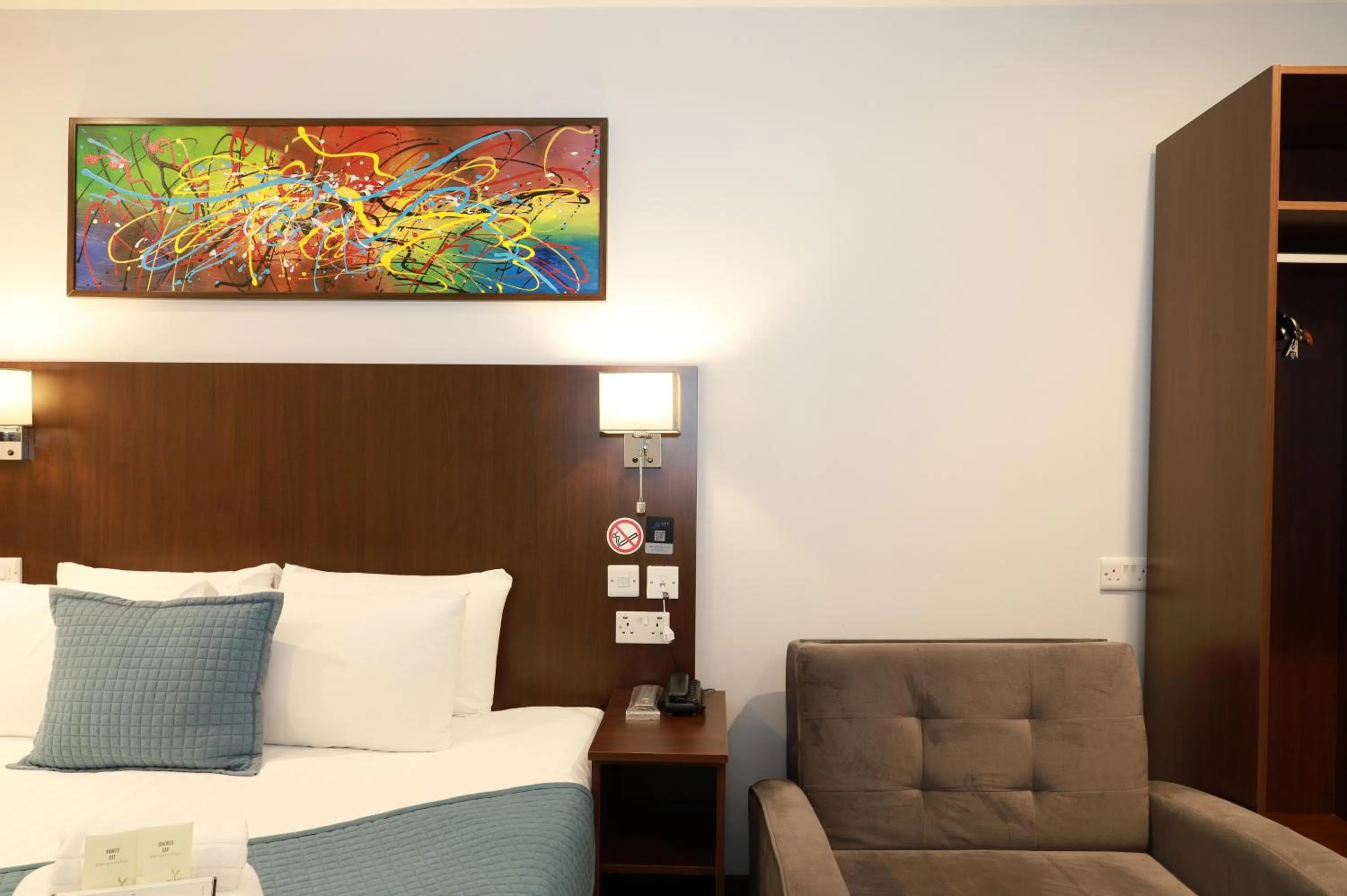 Bed in London City Airport Hotel