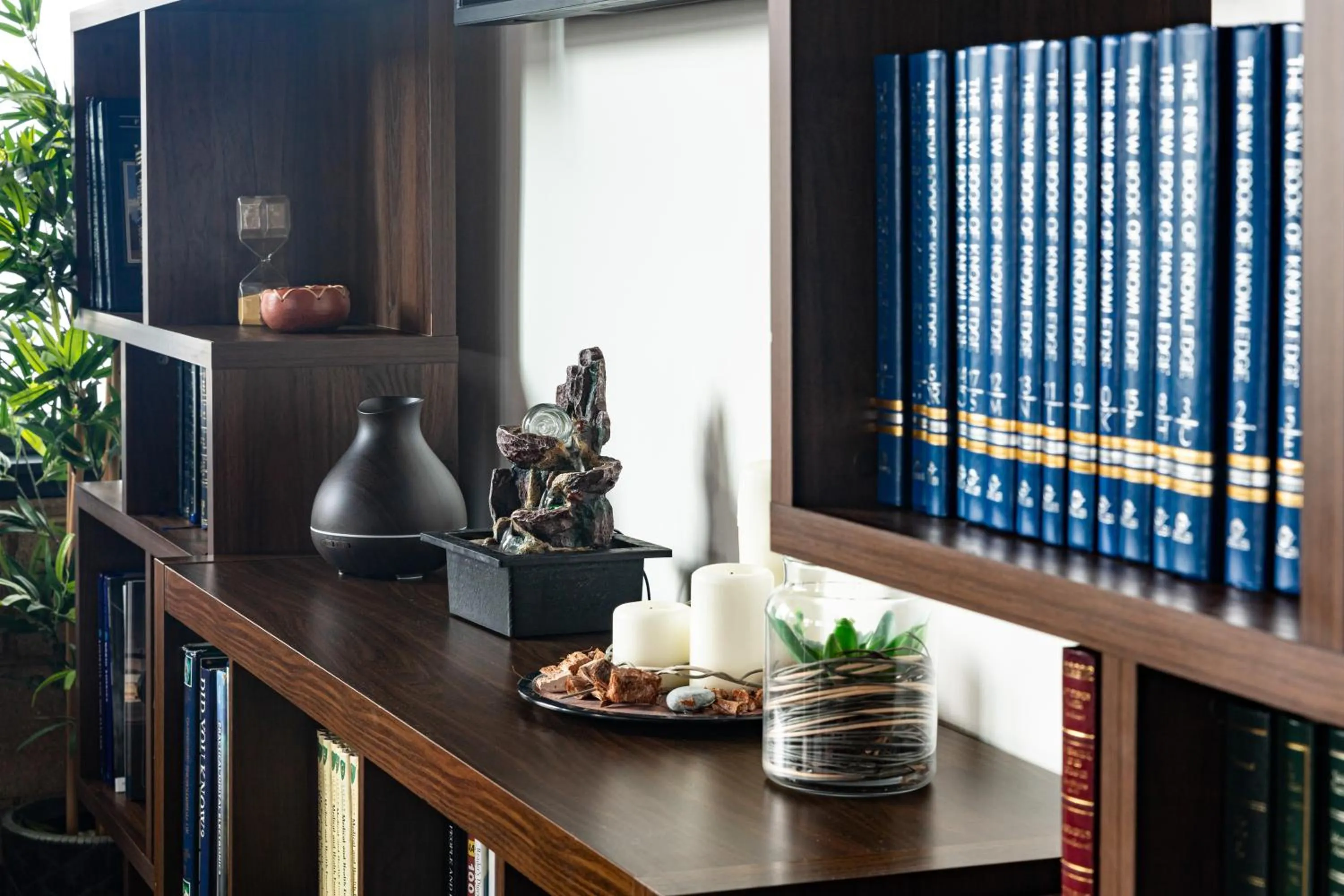 Lobby or reception in London City Airport Hotel