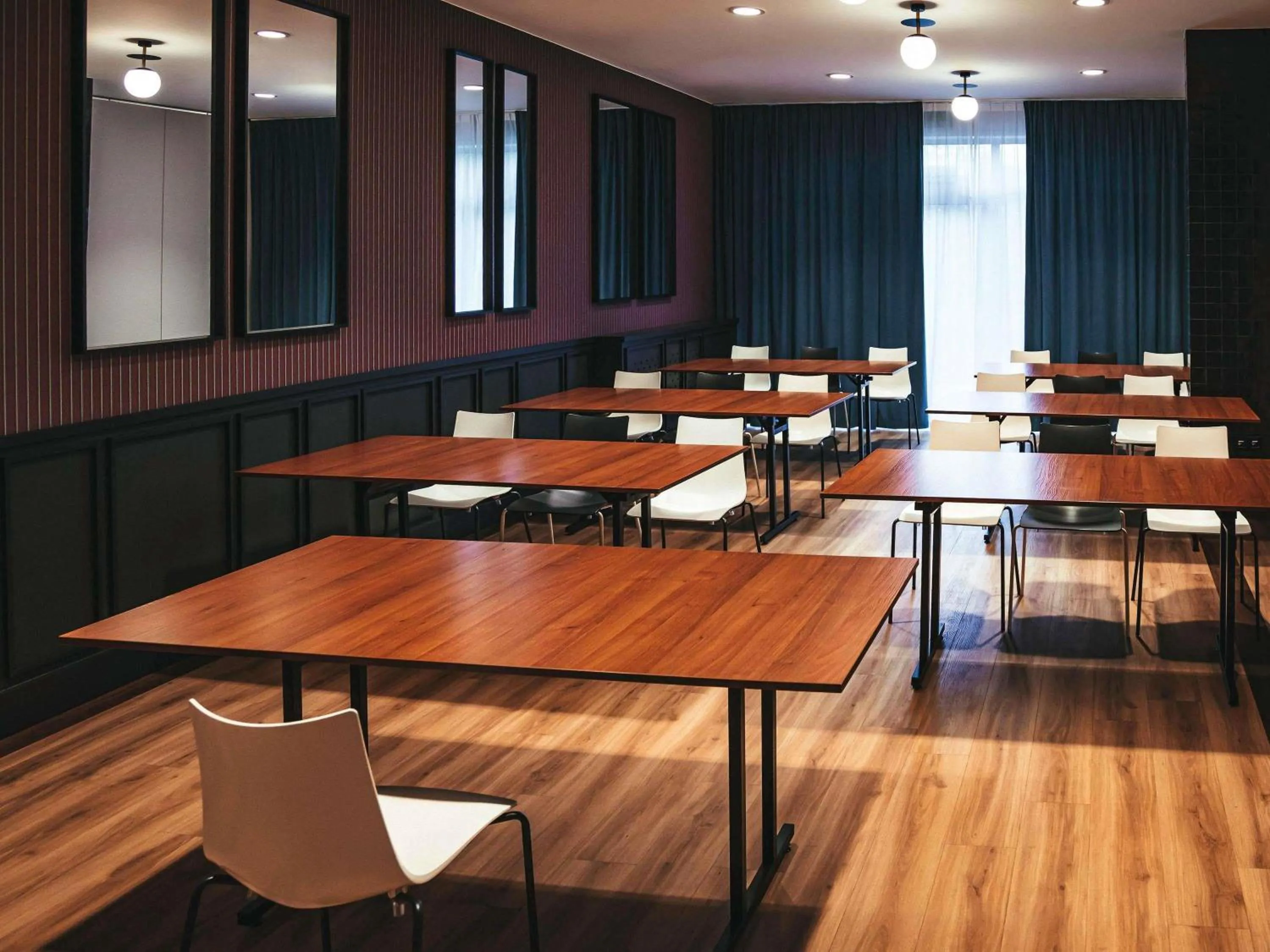 Meeting/conference room in ibis Styles Wałbrzych